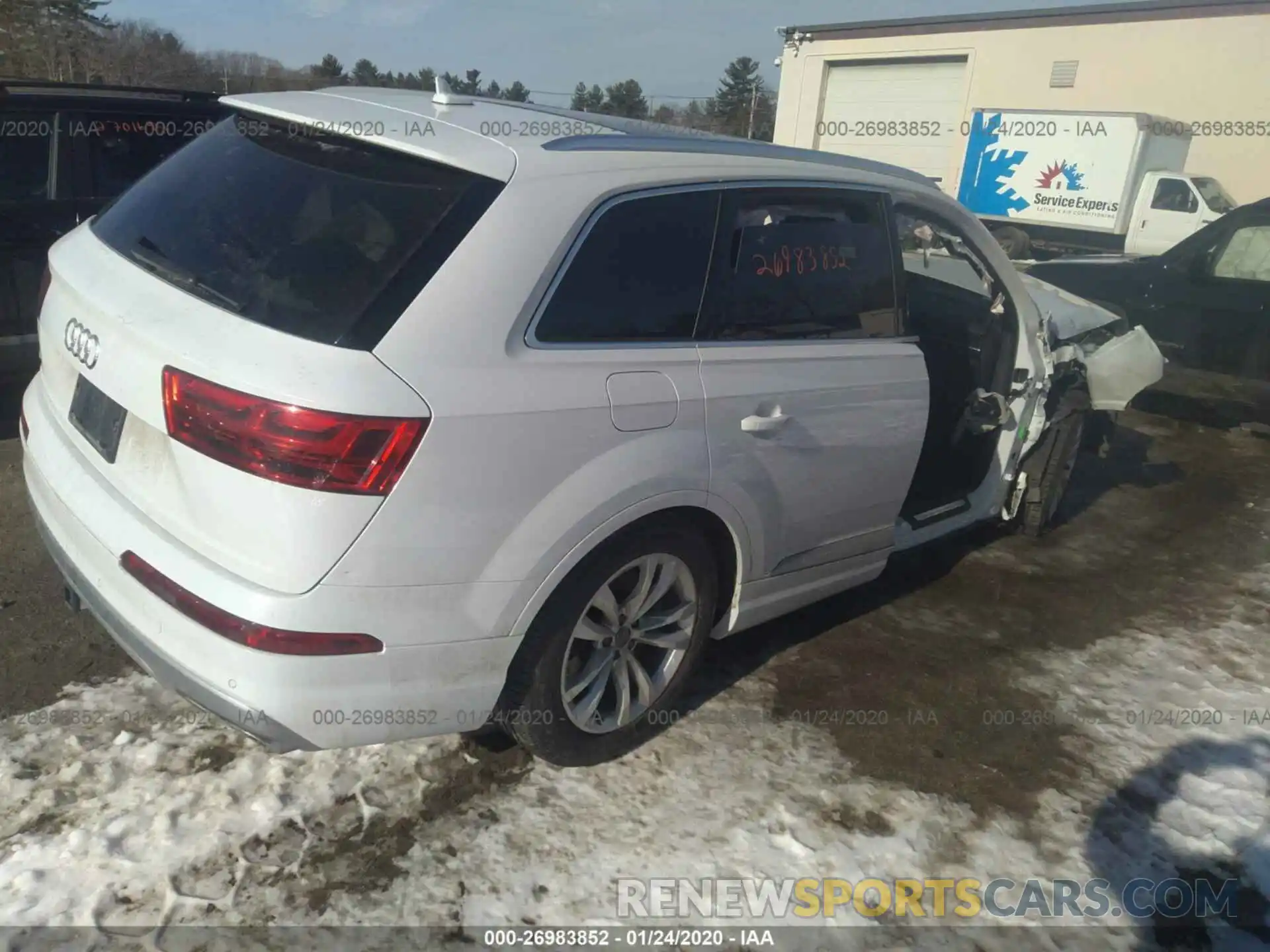 4 Фотография поврежденного автомобиля WA1LAAF72KD007963 AUDI Q7 2019