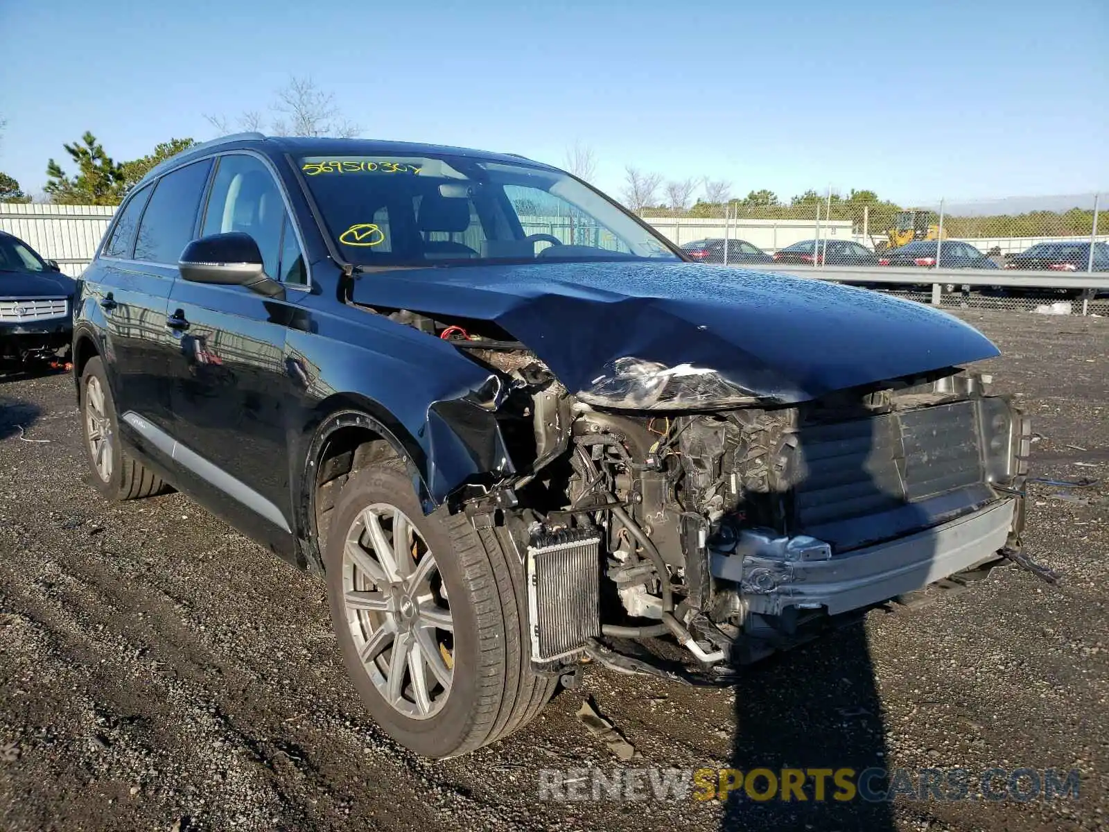 1 Photograph of a damaged car WA1LAAF72KD009082 AUDI Q7 2019