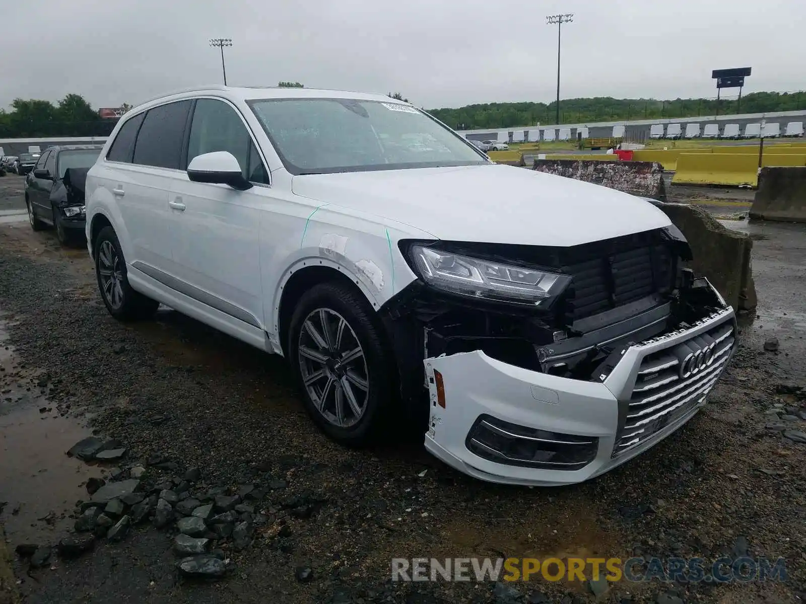 1 Photograph of a damaged car WA1LAAF72KD010314 AUDI Q7 2019