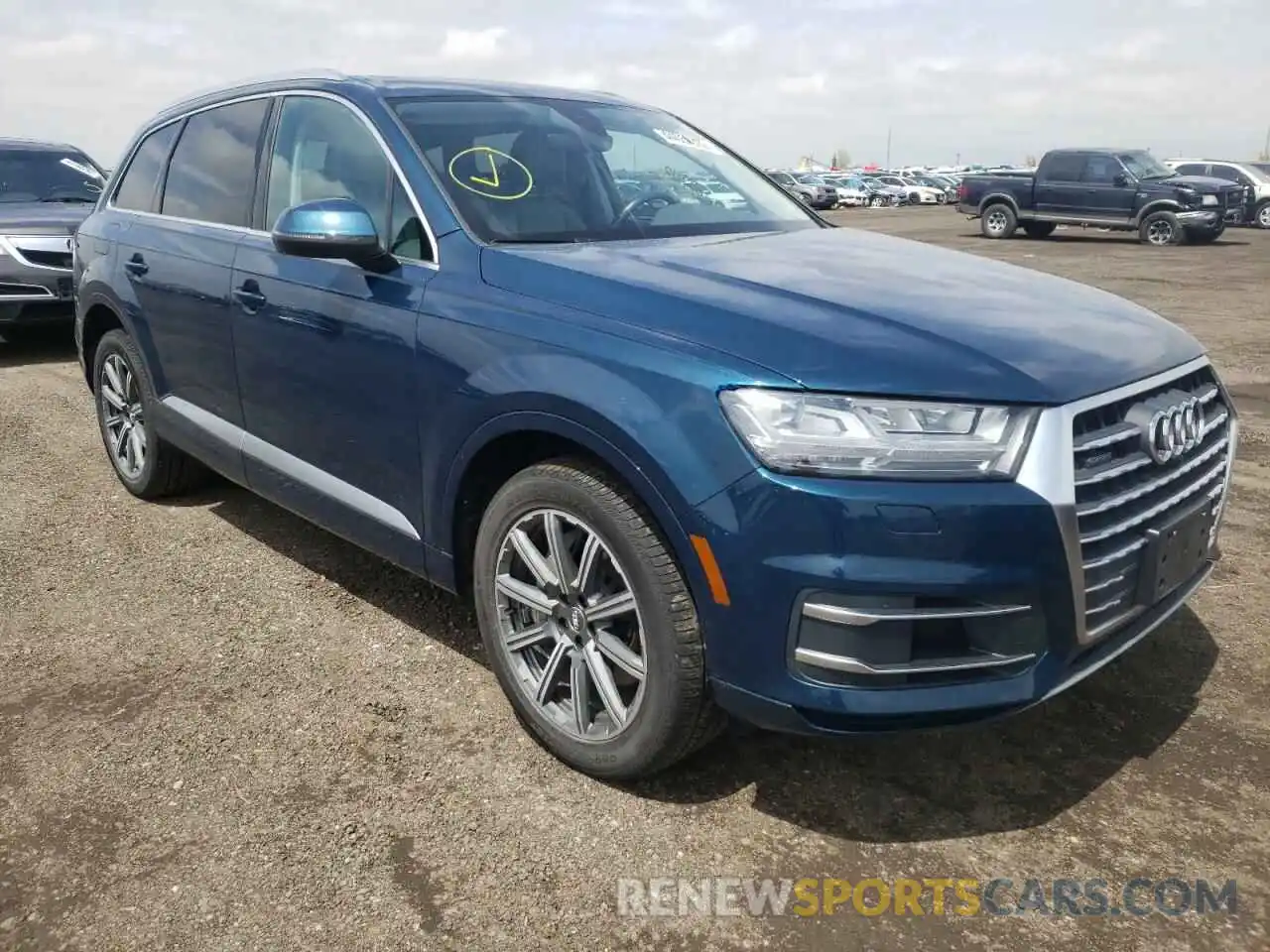 1 Photograph of a damaged car WA1LAAF72KD013360 AUDI Q7 2019