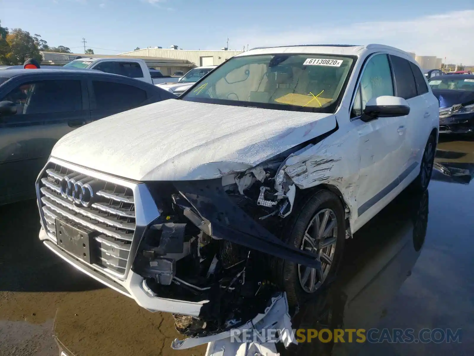 2 Photograph of a damaged car WA1LAAF72KD028649 AUDI Q7 2019