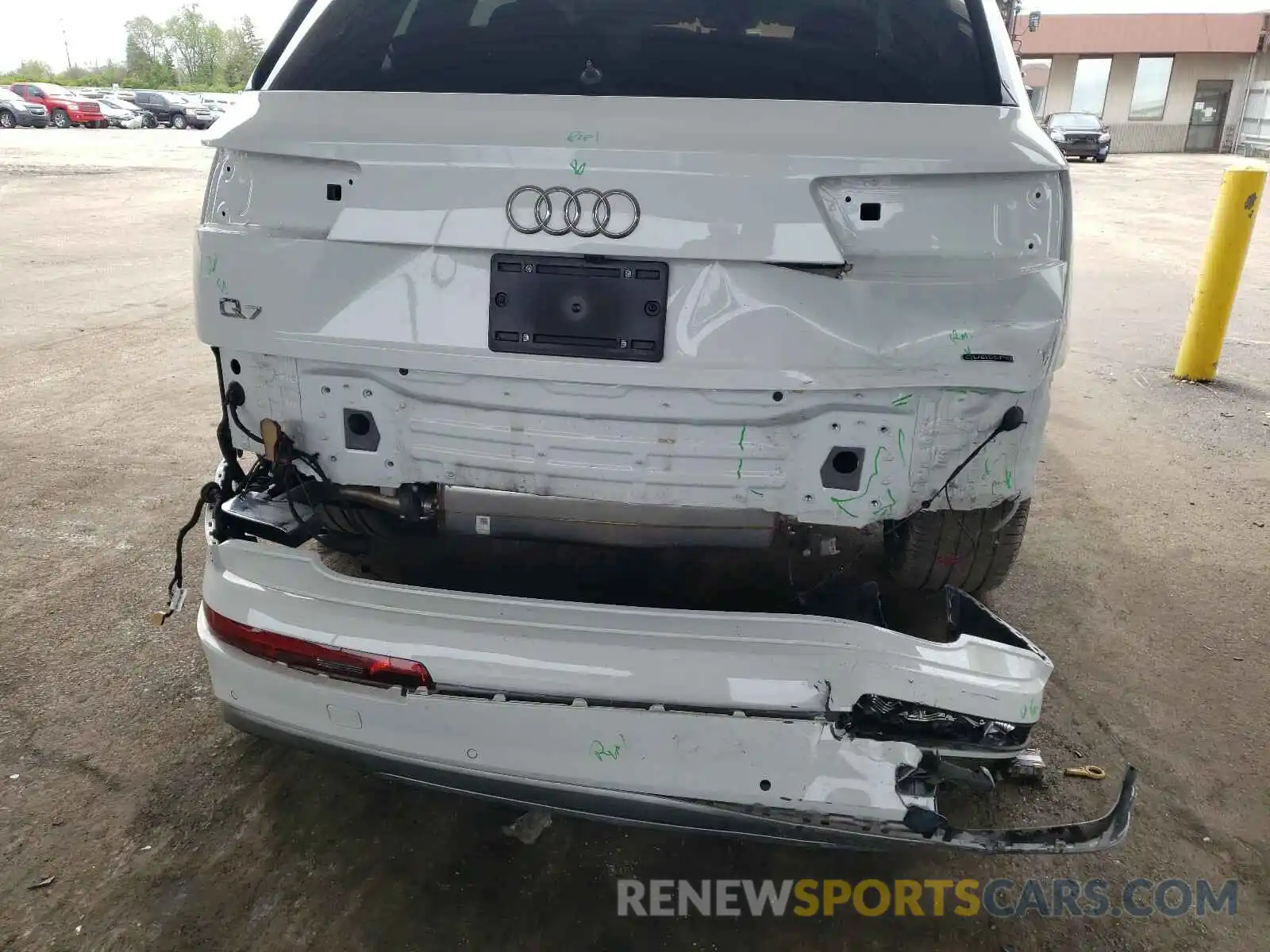 9 Photograph of a damaged car WA1LAAF72KD028702 AUDI Q7 2019