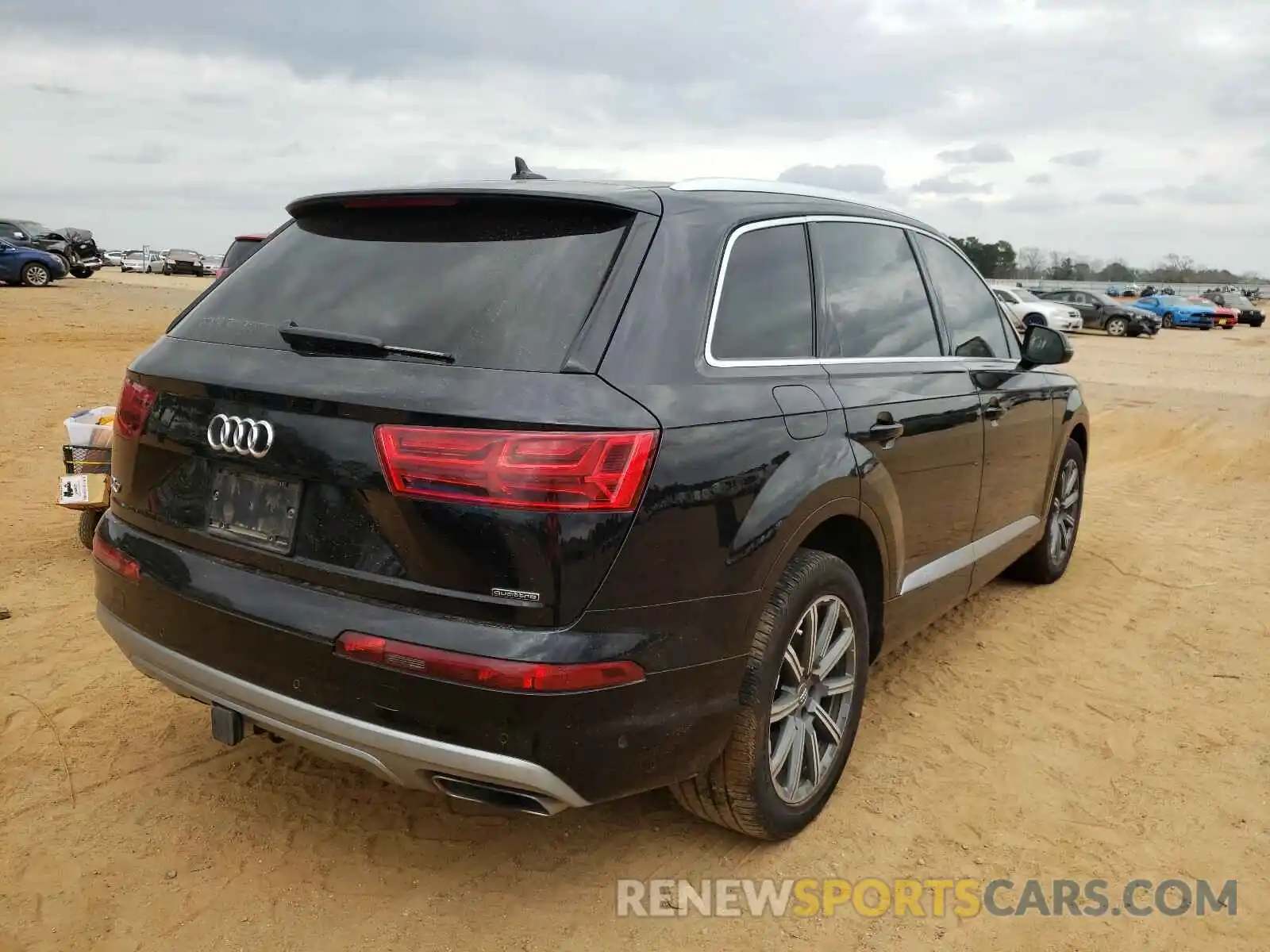 4 Photograph of a damaged car WA1LAAF72KD030496 AUDI Q7 2019