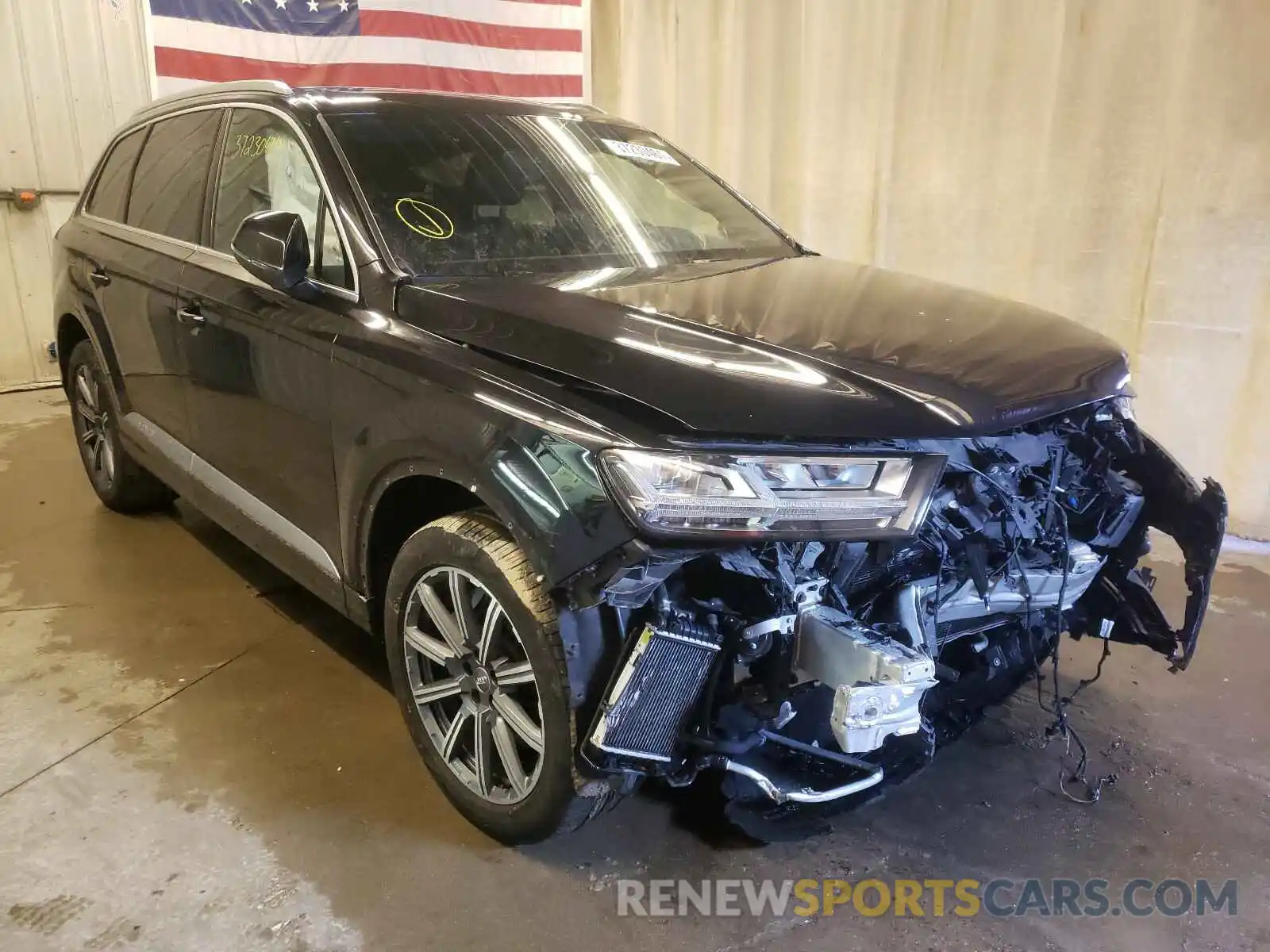 1 Photograph of a damaged car WA1LAAF72KD030594 AUDI Q7 2019