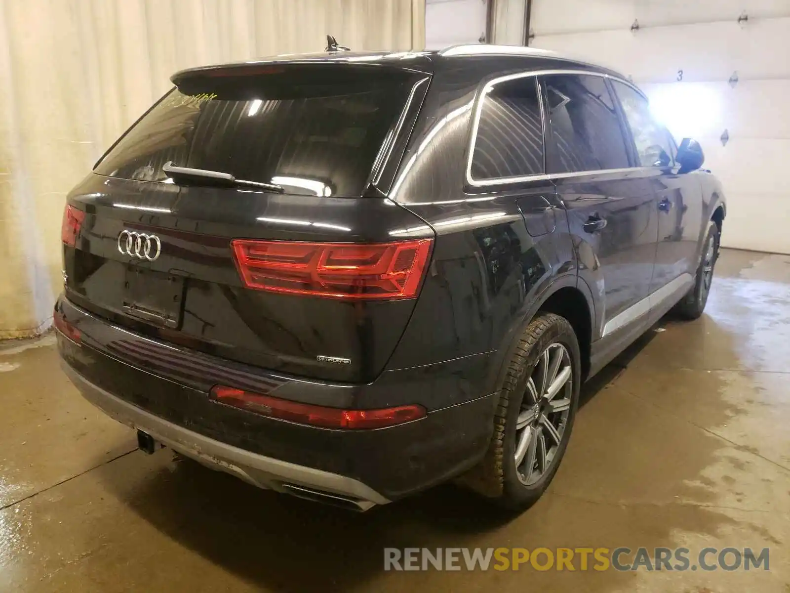 4 Фотография поврежденного автомобиля WA1LAAF72KD030594 AUDI Q7 2019