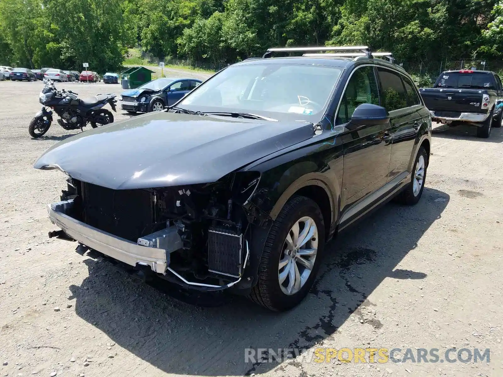 2 Photograph of a damaged car WA1LAAF72KD031860 AUDI Q7 2019