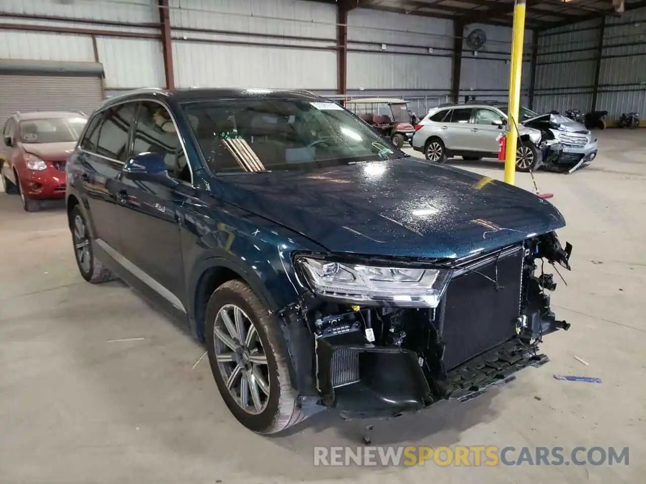 1 Photograph of a damaged car WA1LAAF72KD035598 AUDI Q7 2019