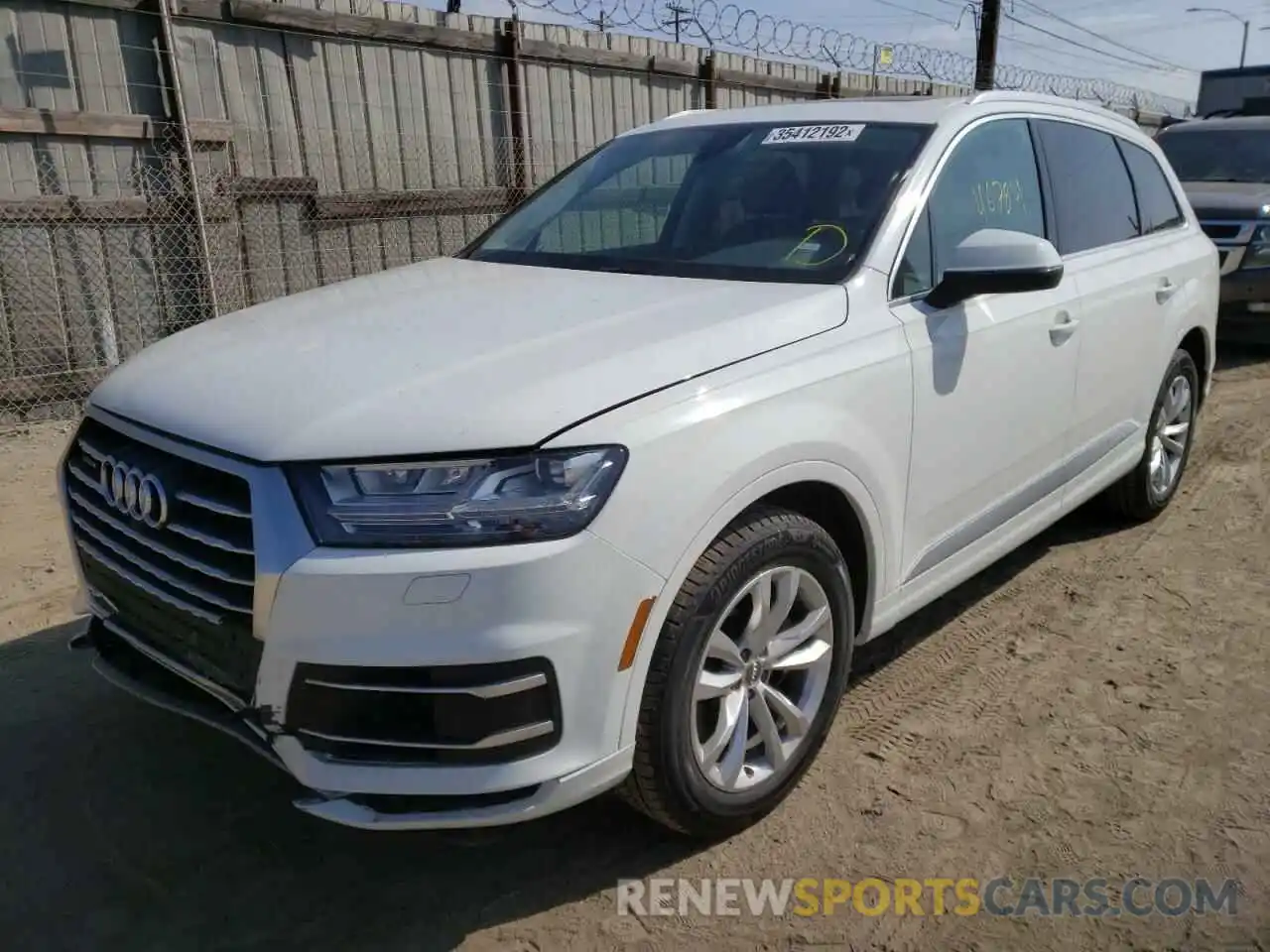 2 Photograph of a damaged car WA1LAAF72KD044107 AUDI Q7 2019