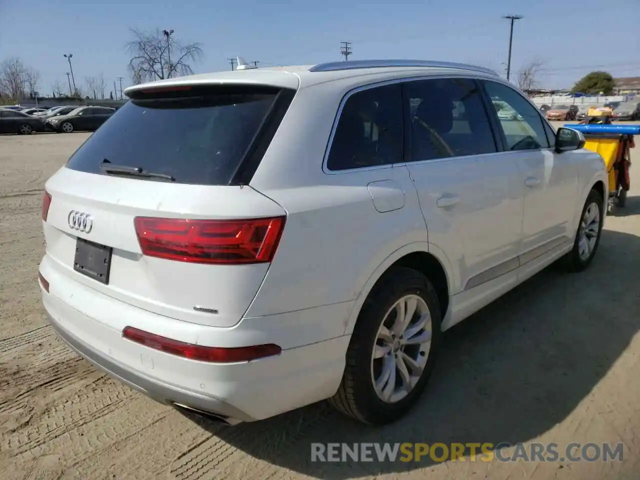 4 Фотография поврежденного автомобиля WA1LAAF72KD044107 AUDI Q7 2019