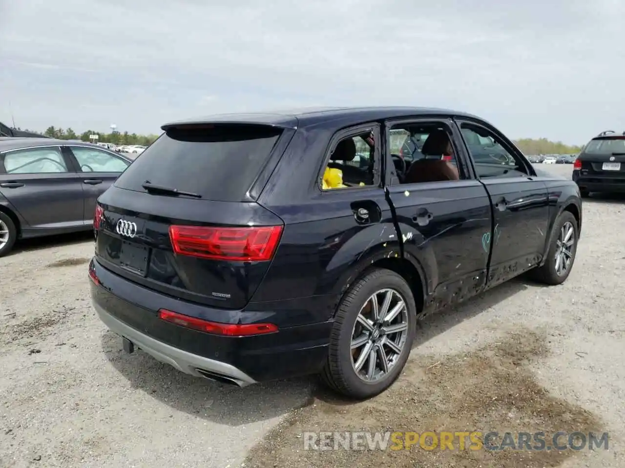 4 Фотография поврежденного автомобиля WA1LAAF72KD047637 AUDI Q7 2019