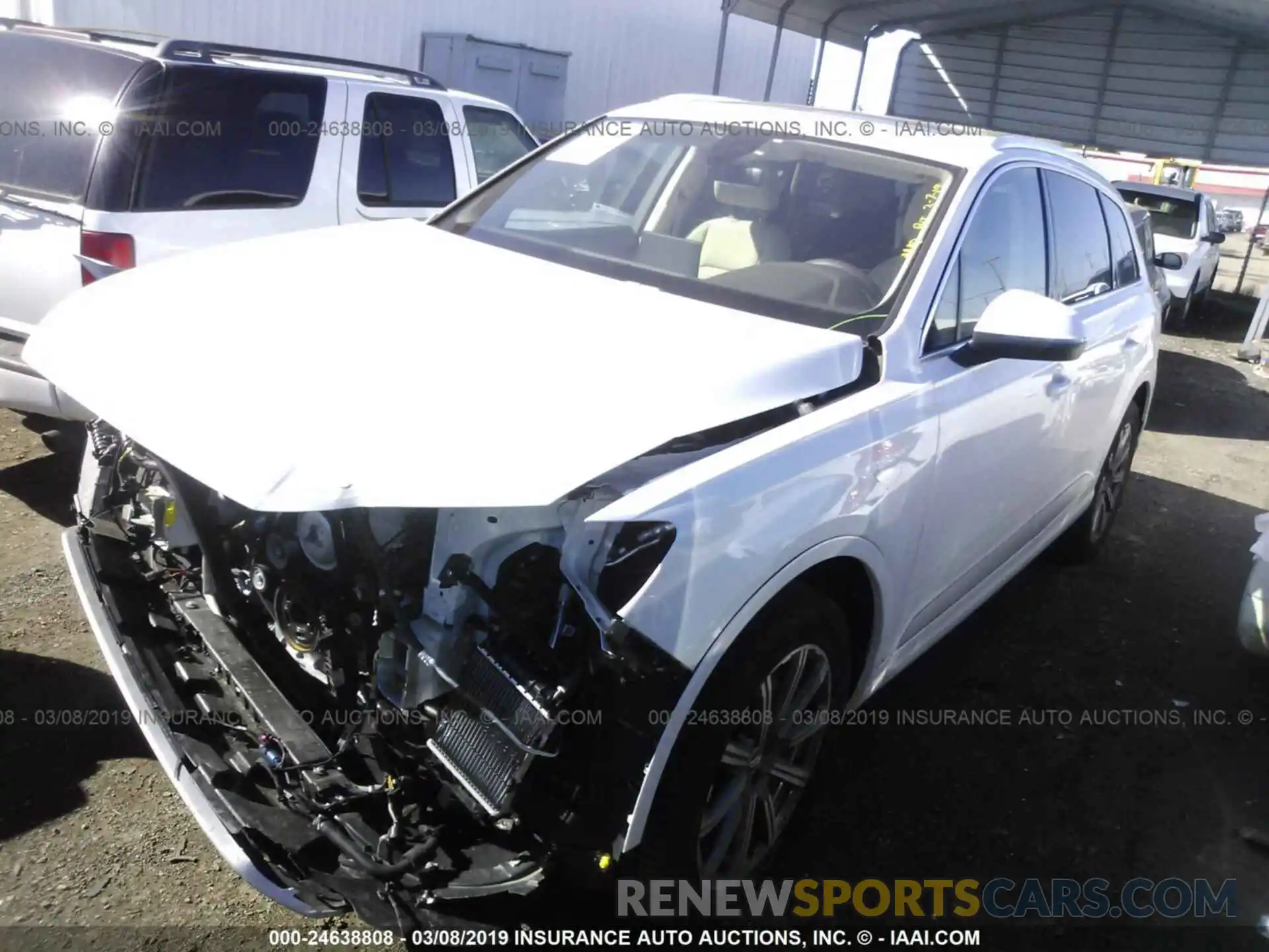 2 Photograph of a damaged car WA1LAAF73KD005638 AUDI Q7 2019