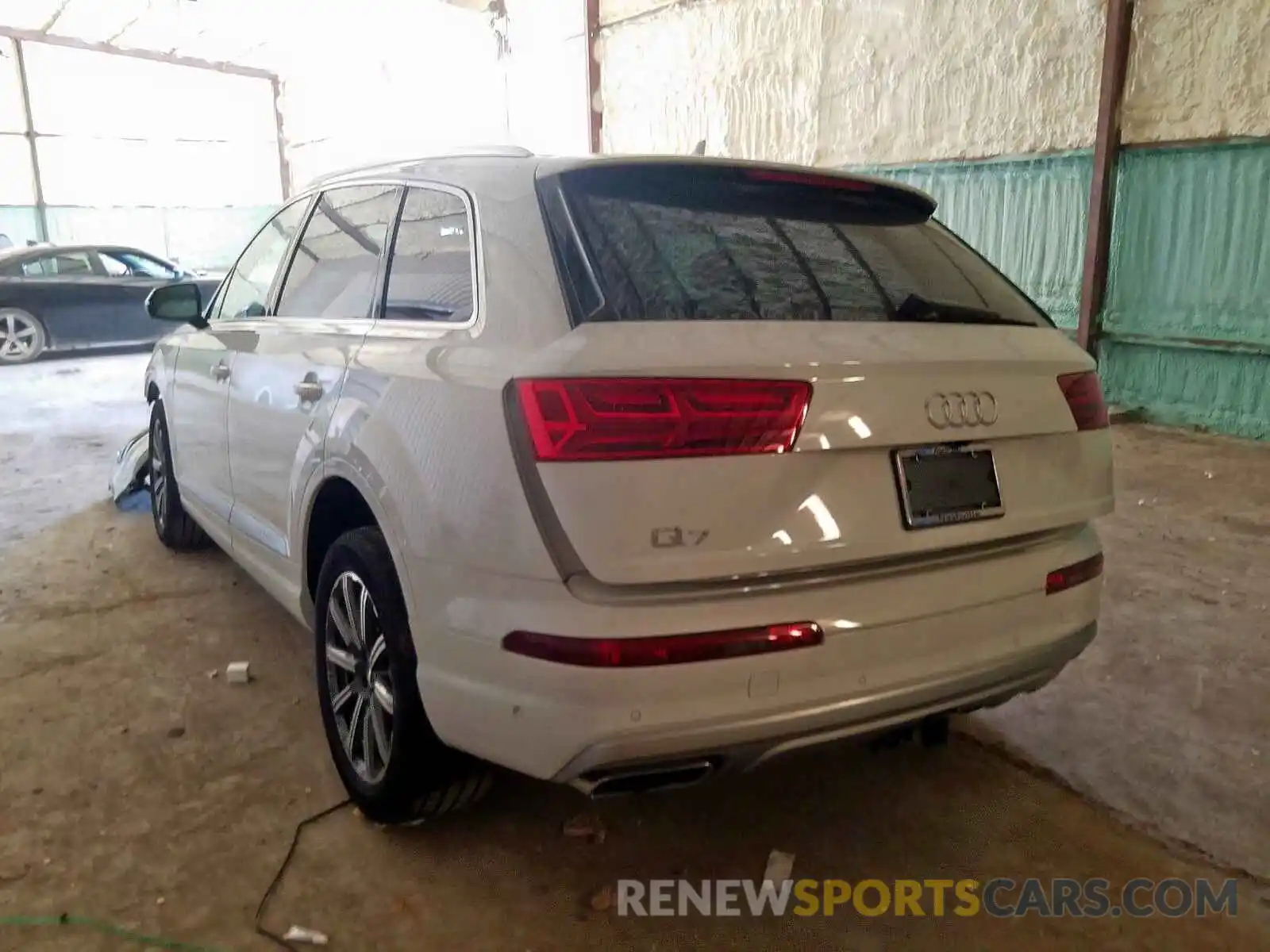 3 Photograph of a damaged car WA1LAAF73KD007762 AUDI Q7 2019