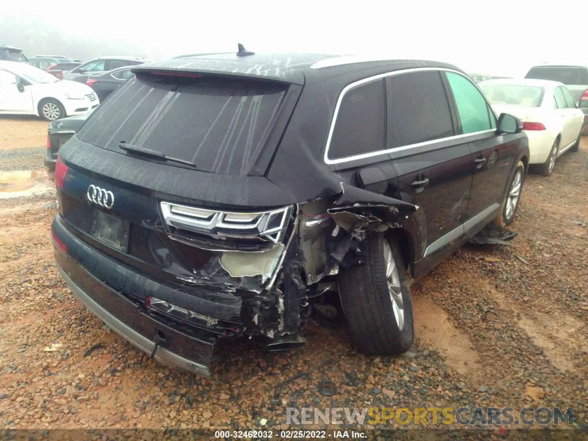 4 Photograph of a damaged car WA1LAAF73KD008023 AUDI Q7 2019