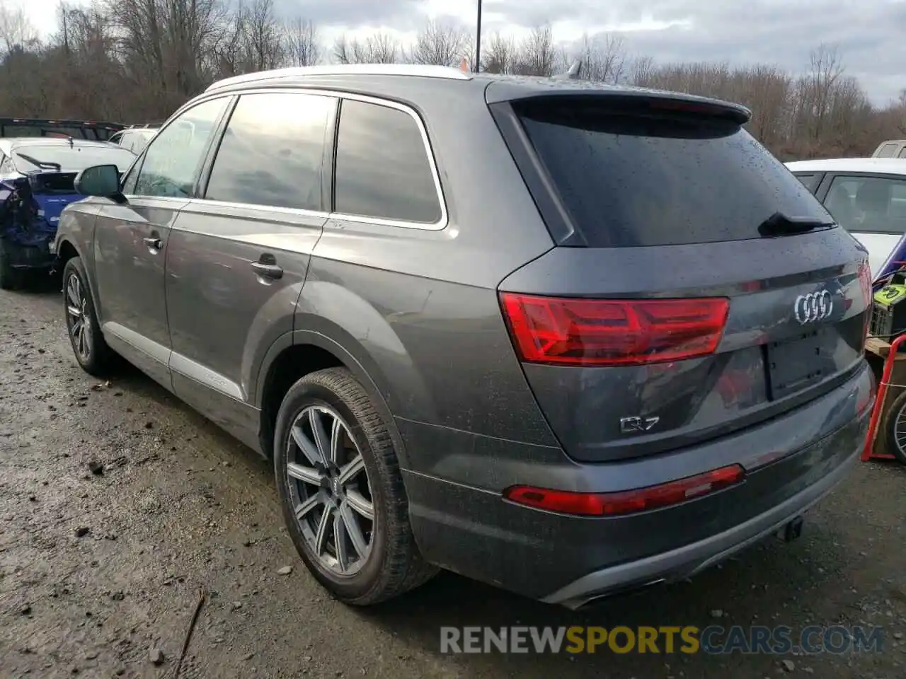 3 Photograph of a damaged car WA1LAAF73KD014355 AUDI Q7 2019