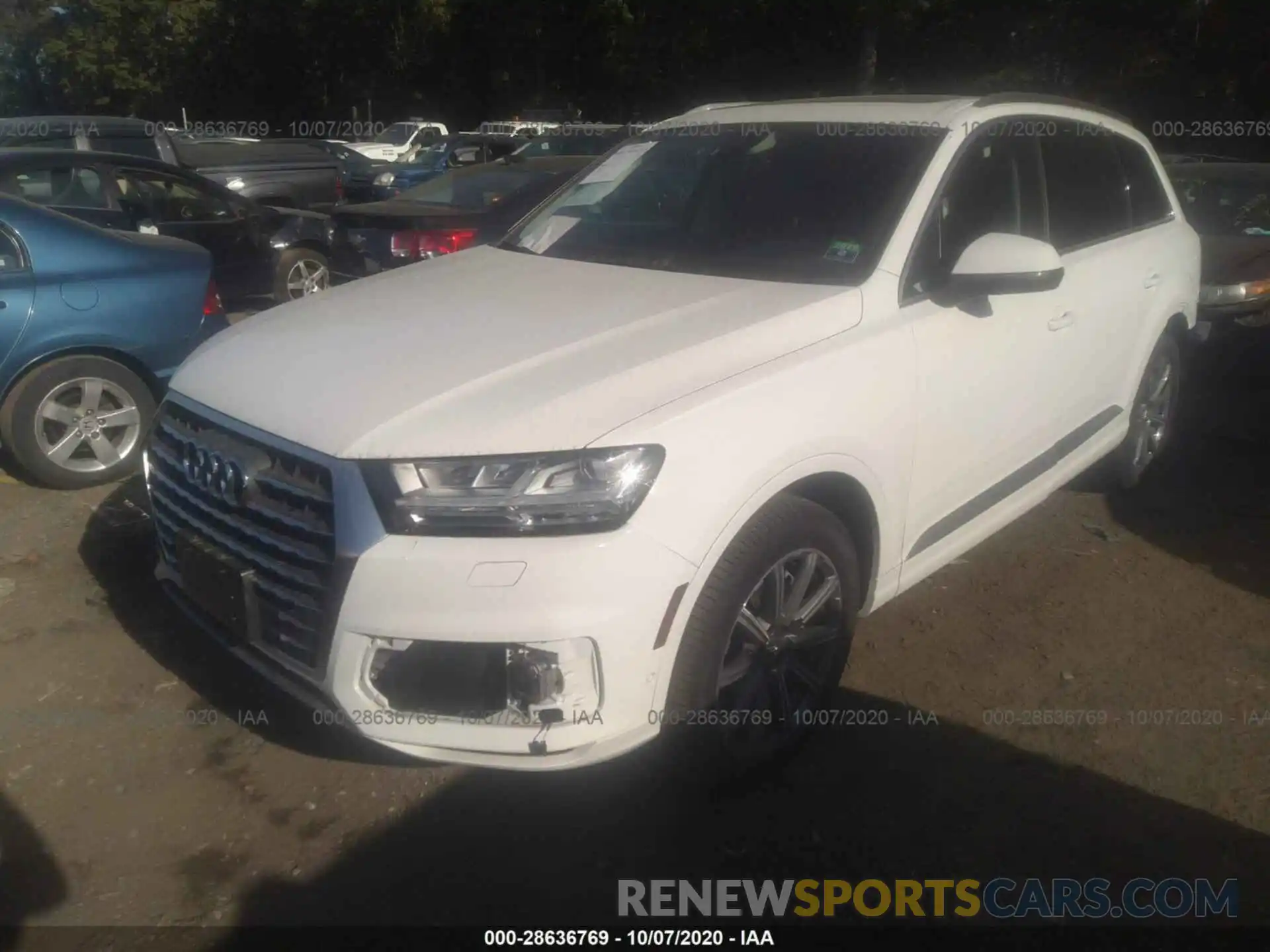 2 Photograph of a damaged car WA1LAAF73KD021208 AUDI Q7 2019