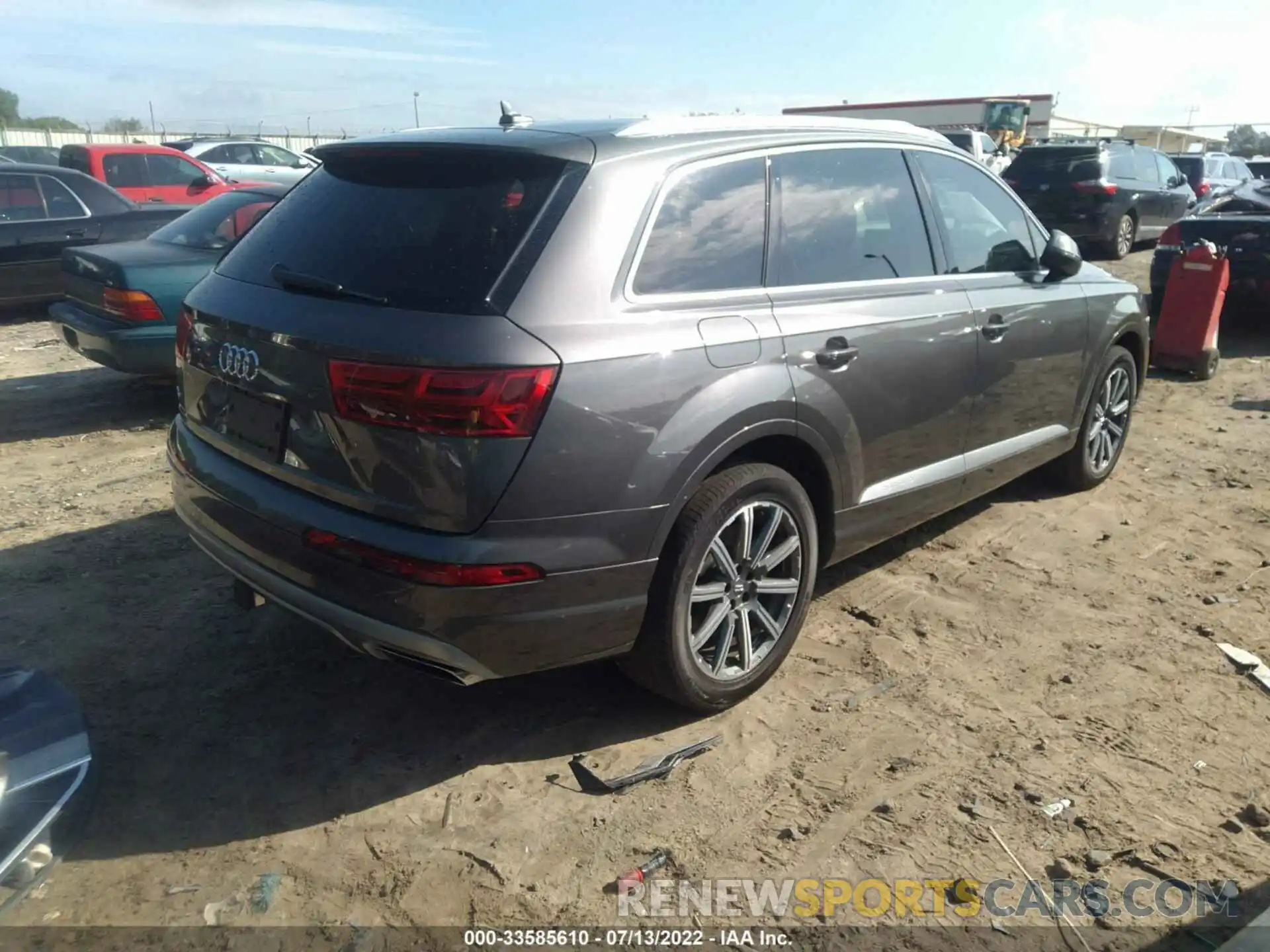 4 Photograph of a damaged car WA1LAAF73KD023976 AUDI Q7 2019