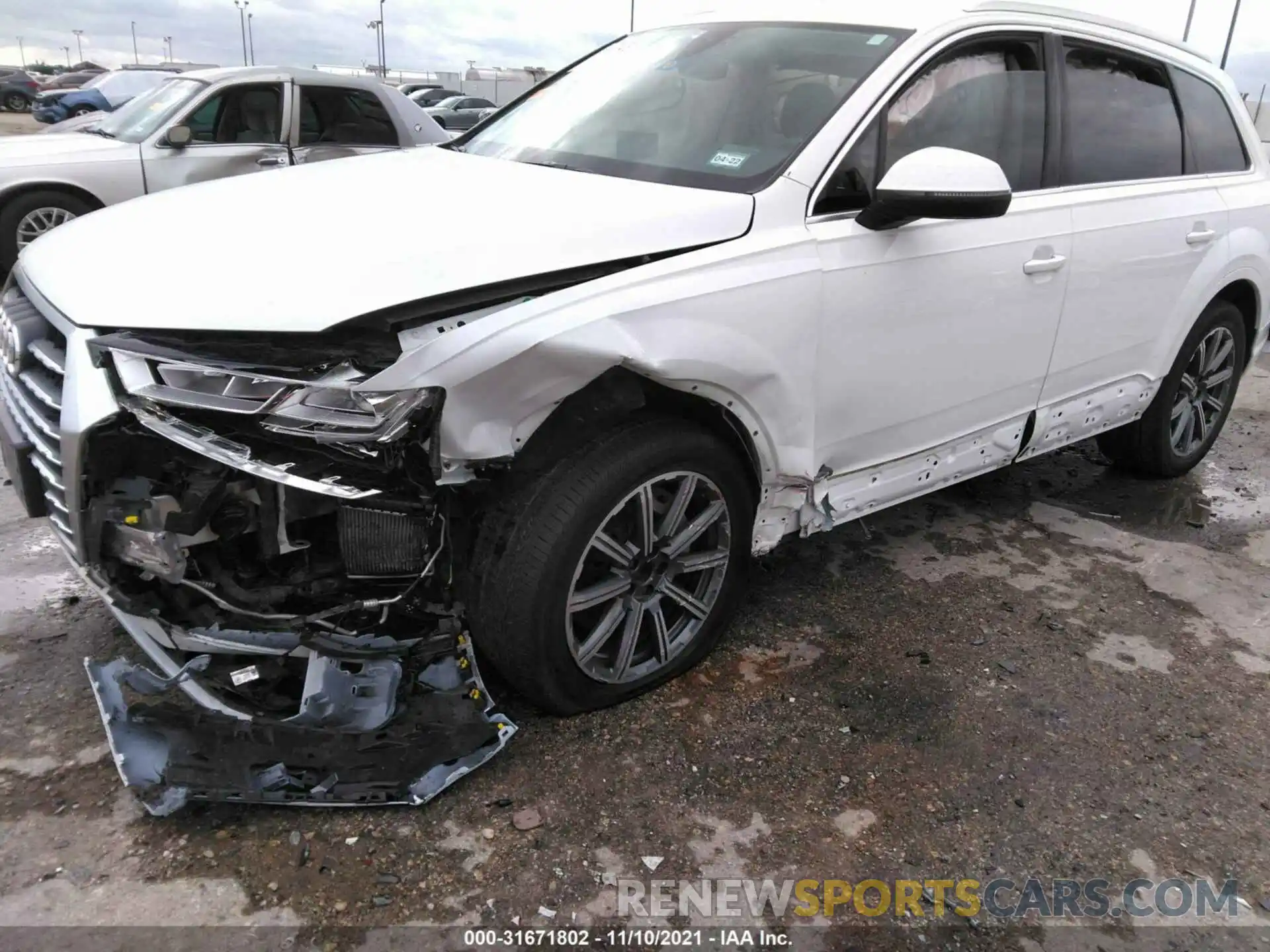 6 Photograph of a damaged car WA1LAAF73KD036839 AUDI Q7 2019