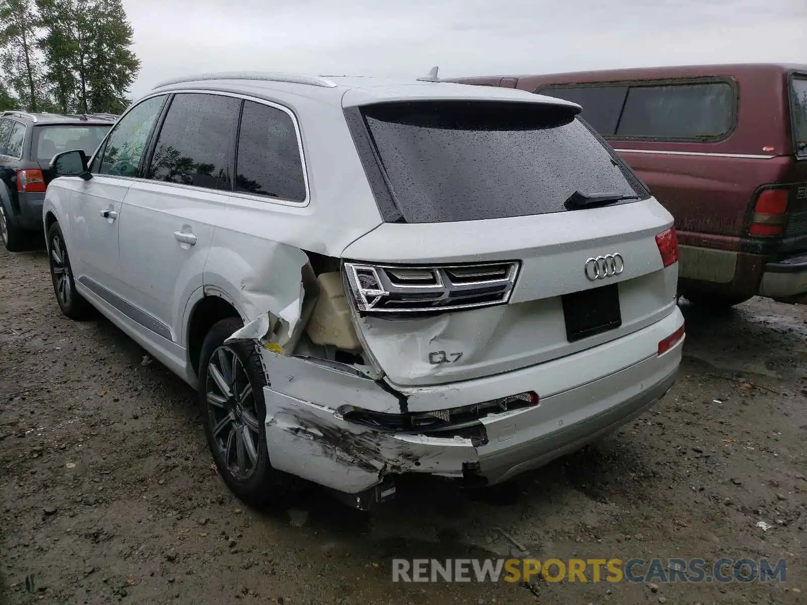 3 Photograph of a damaged car WA1LAAF73KD041605 AUDI Q7 2019