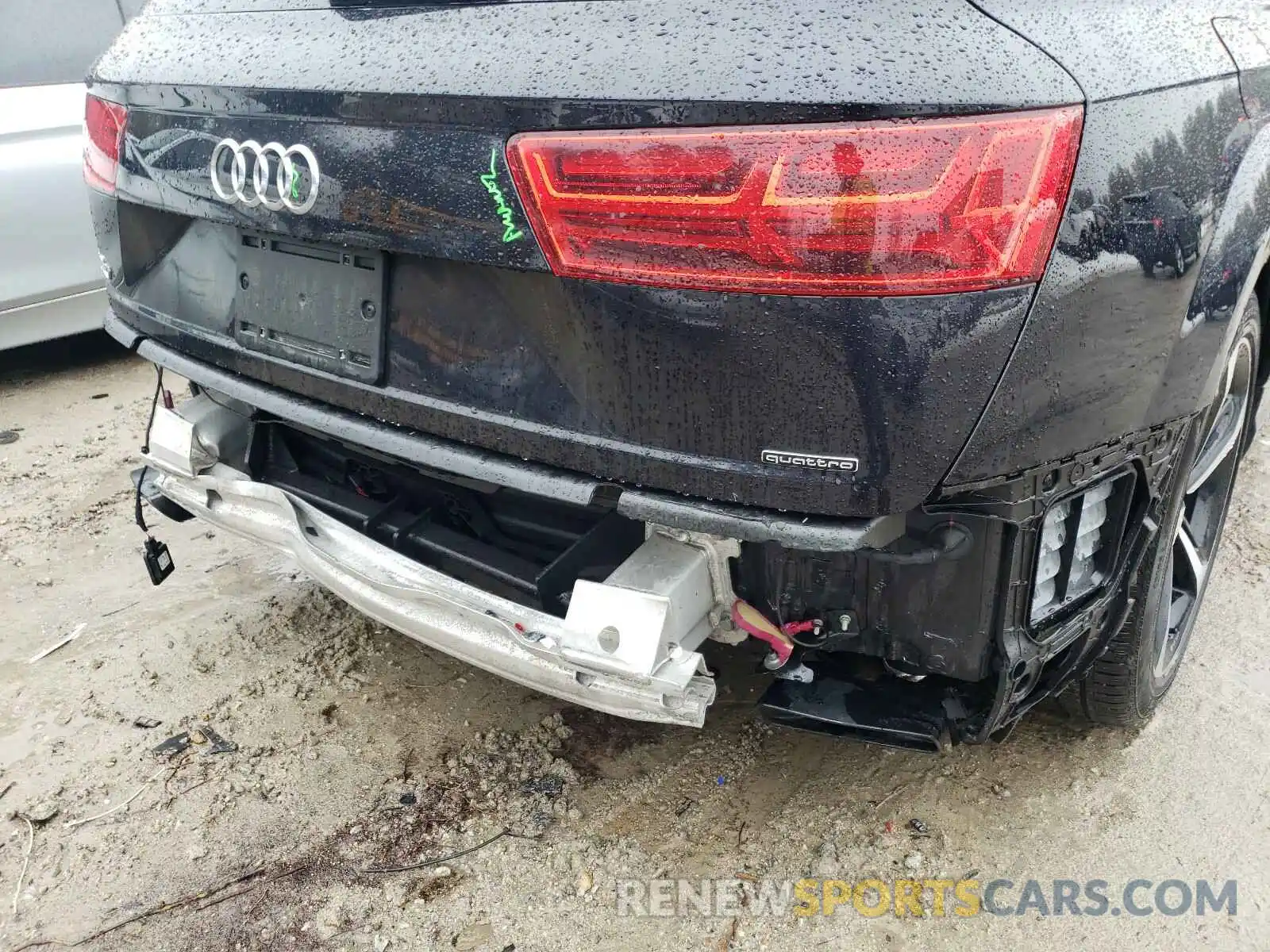 9 Photograph of a damaged car WA1LAAF73KD047694 AUDI Q7 2019