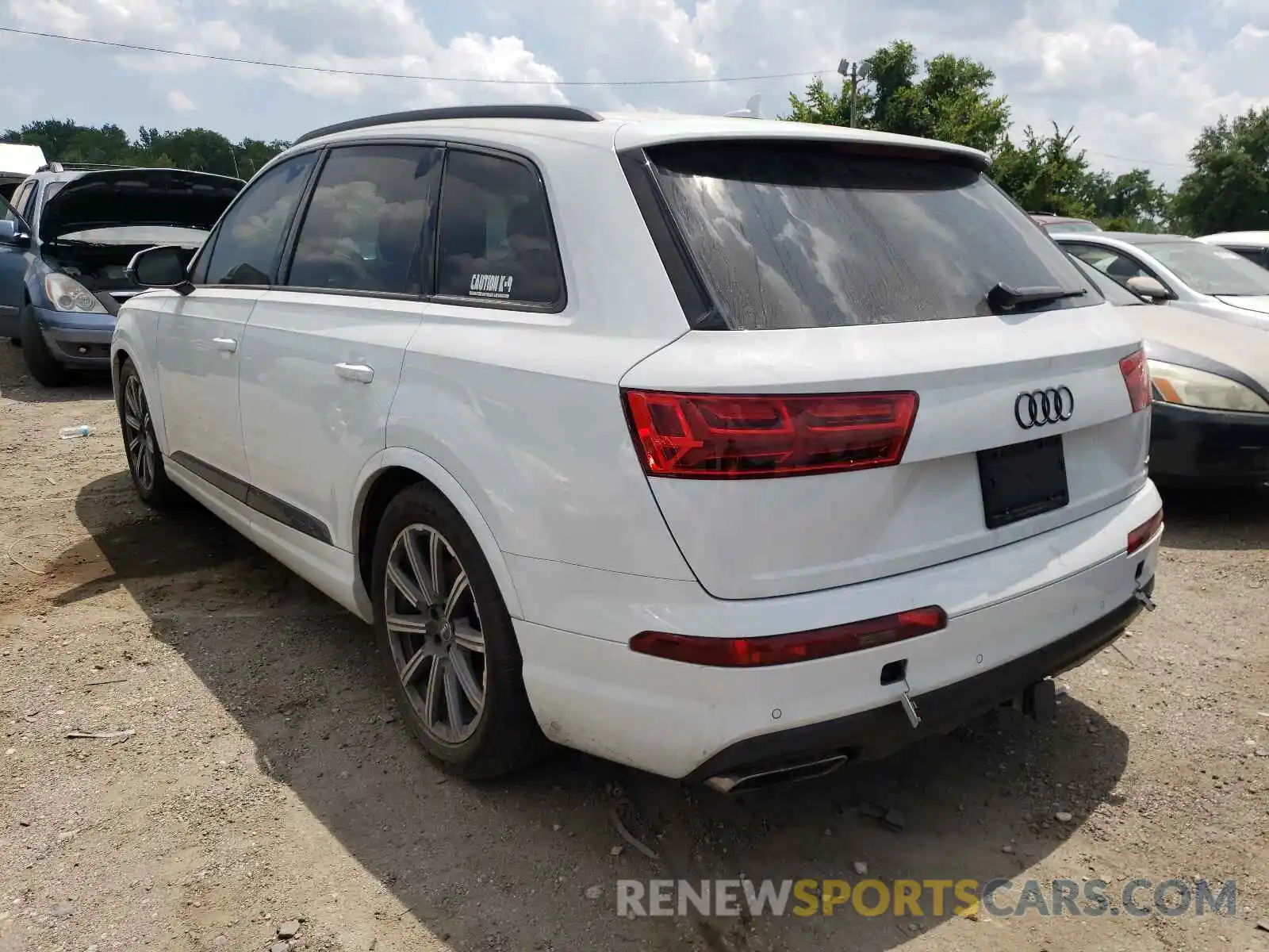 3 Фотография поврежденного автомобиля WA1LAAF73KD048571 AUDI Q7 2019