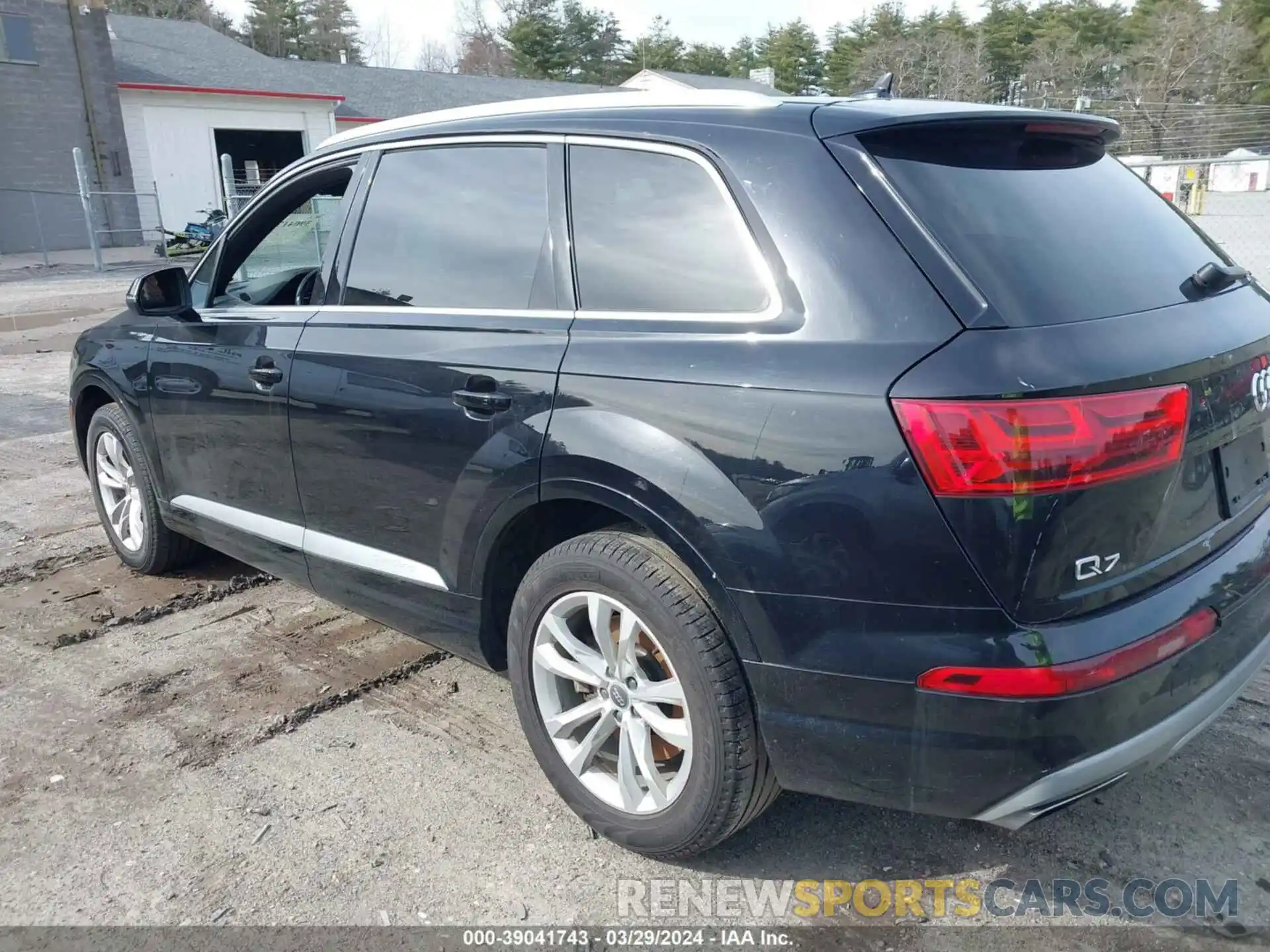 14 Photograph of a damaged car WA1LAAF74KD000805 AUDI Q7 2019