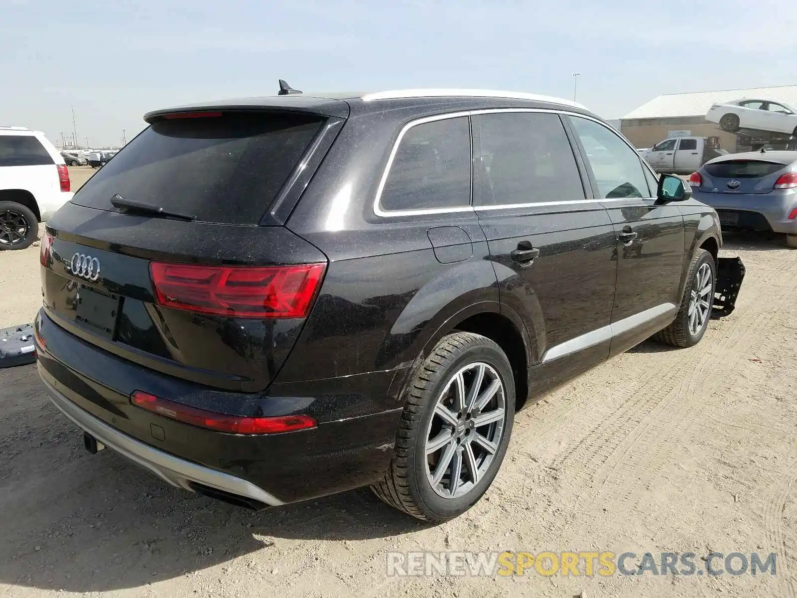 4 Фотография поврежденного автомобиля WA1LAAF74KD002795 AUDI Q7 2019