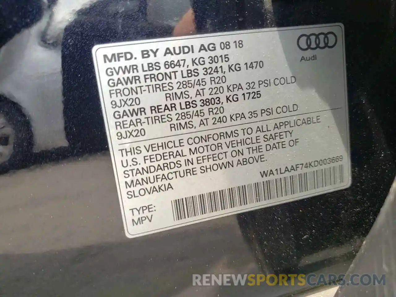 10 Photograph of a damaged car WA1LAAF74KD003669 AUDI Q7 2019