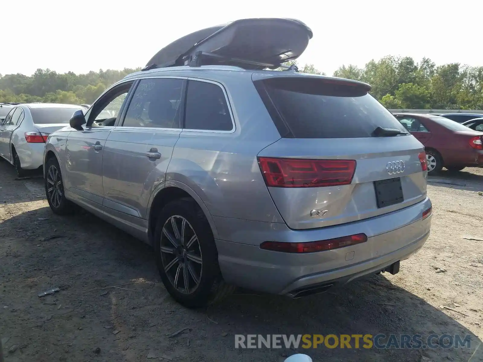 3 Photograph of a damaged car WA1LAAF74KD020097 AUDI Q7 2019