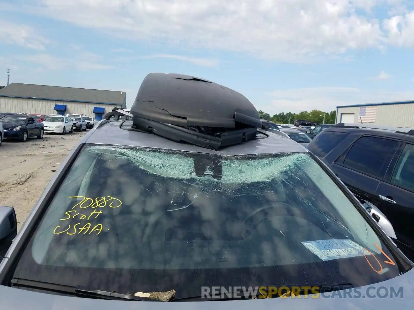 9 Photograph of a damaged car WA1LAAF74KD020097 AUDI Q7 2019