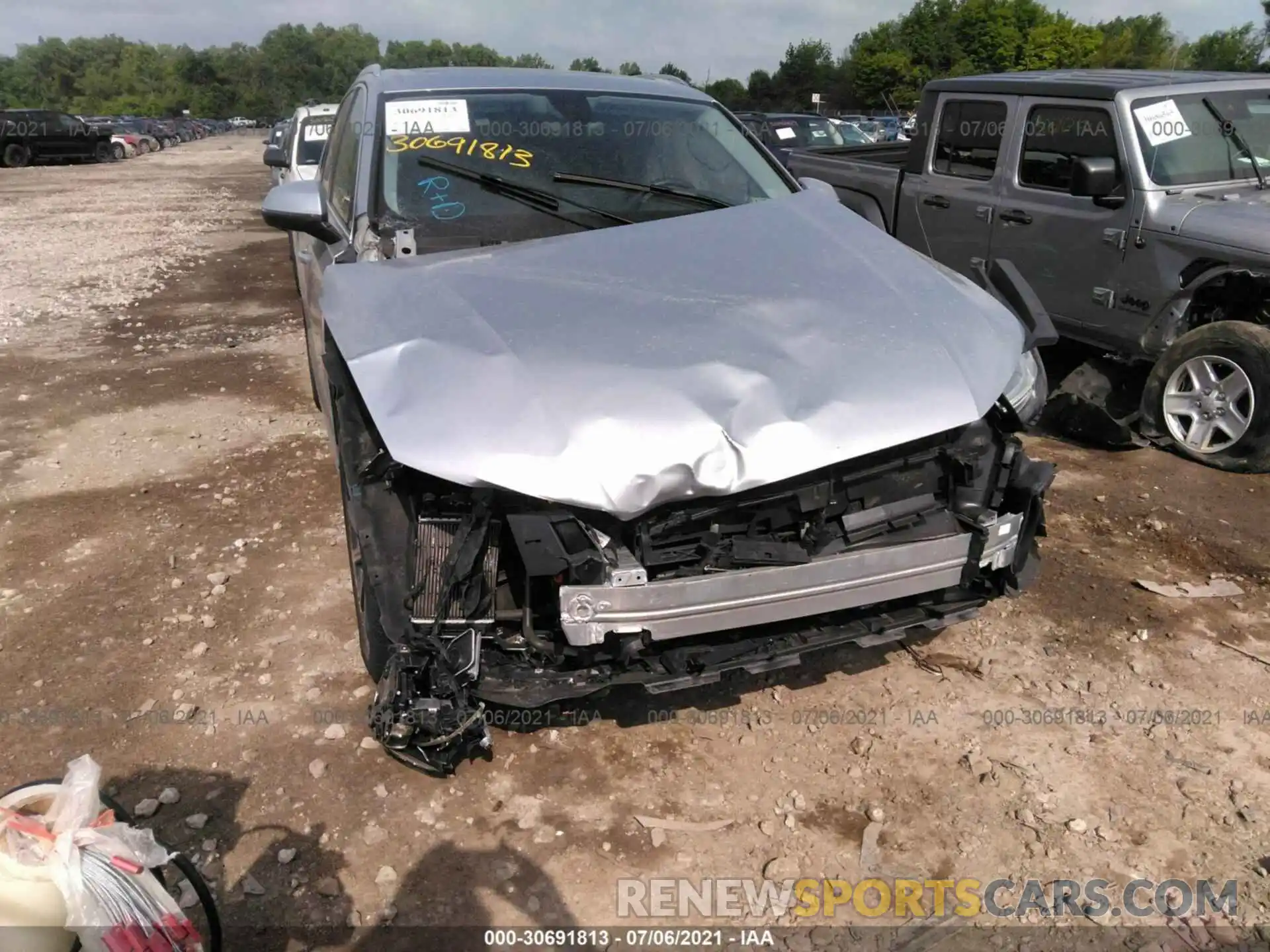 6 Photograph of a damaged car WA1LAAF74KD031455 AUDI Q7 2019