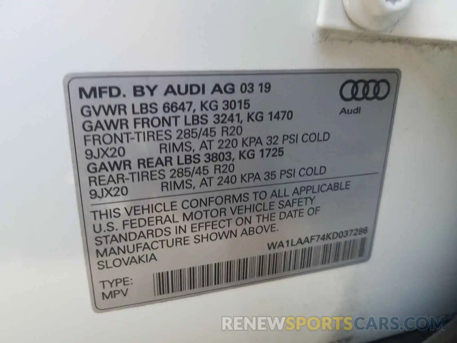 10 Photograph of a damaged car WA1LAAF74KD037286 AUDI Q7 2019