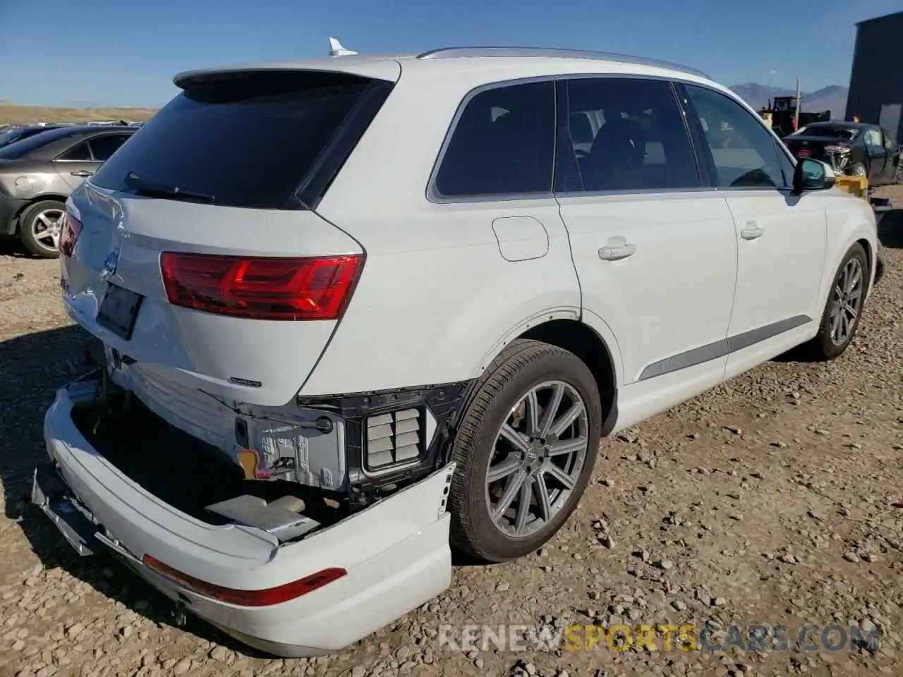 4 Photograph of a damaged car WA1LAAF74KD048806 AUDI Q7 2019