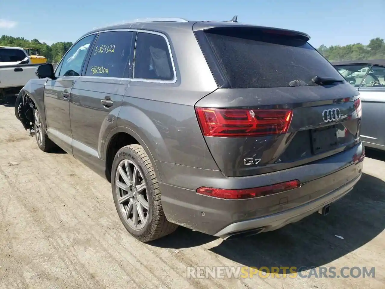 3 Photograph of a damaged car WA1LAAF75KD009948 AUDI Q7 2019