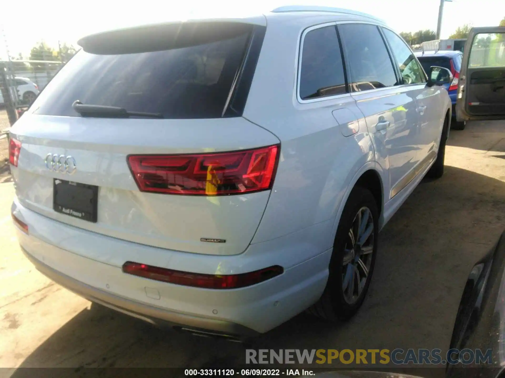 4 Photograph of a damaged car WA1LAAF75KD031691 AUDI Q7 2019