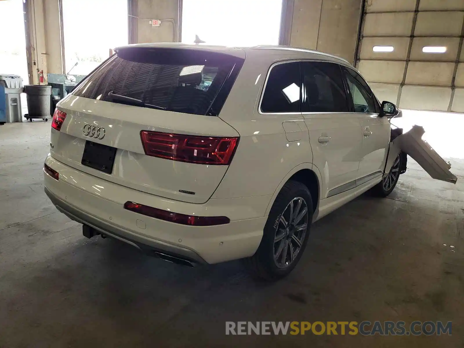 4 Photograph of a damaged car WA1LAAF75KD034414 AUDI Q7 2019