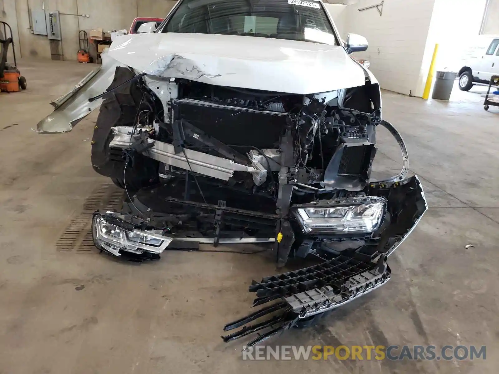 9 Photograph of a damaged car WA1LAAF75KD034414 AUDI Q7 2019