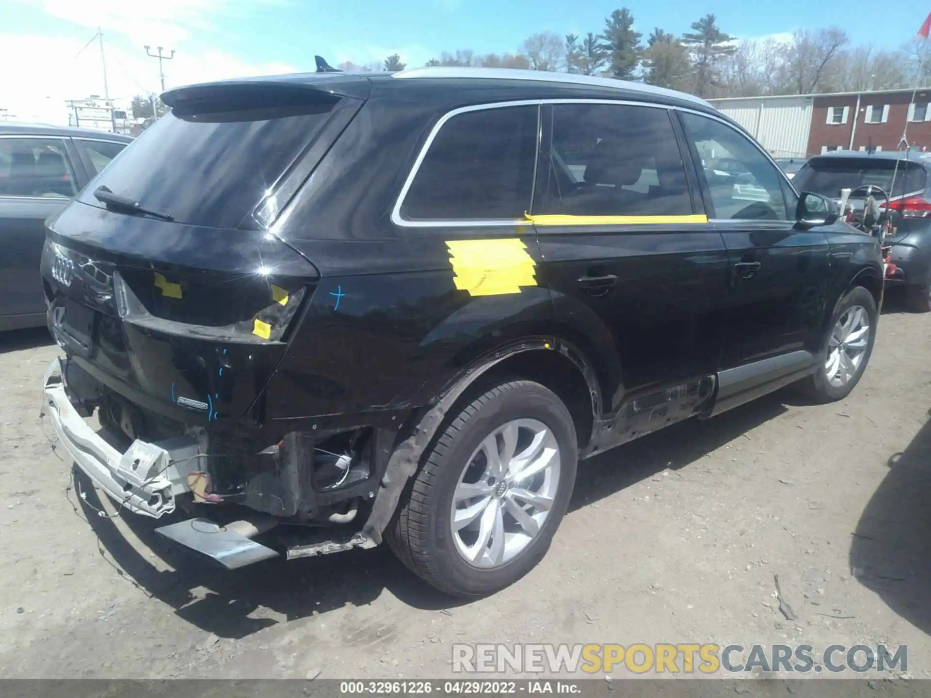 4 Photograph of a damaged car WA1LAAF75KD042402 AUDI Q7 2019