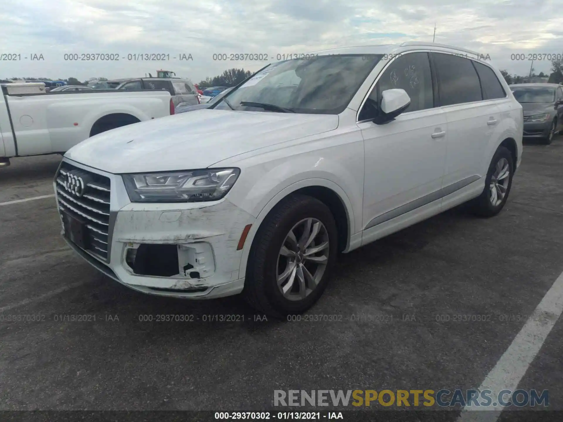 2 Фотография поврежденного автомобиля WA1LAAF75KD044425 AUDI Q7 2019