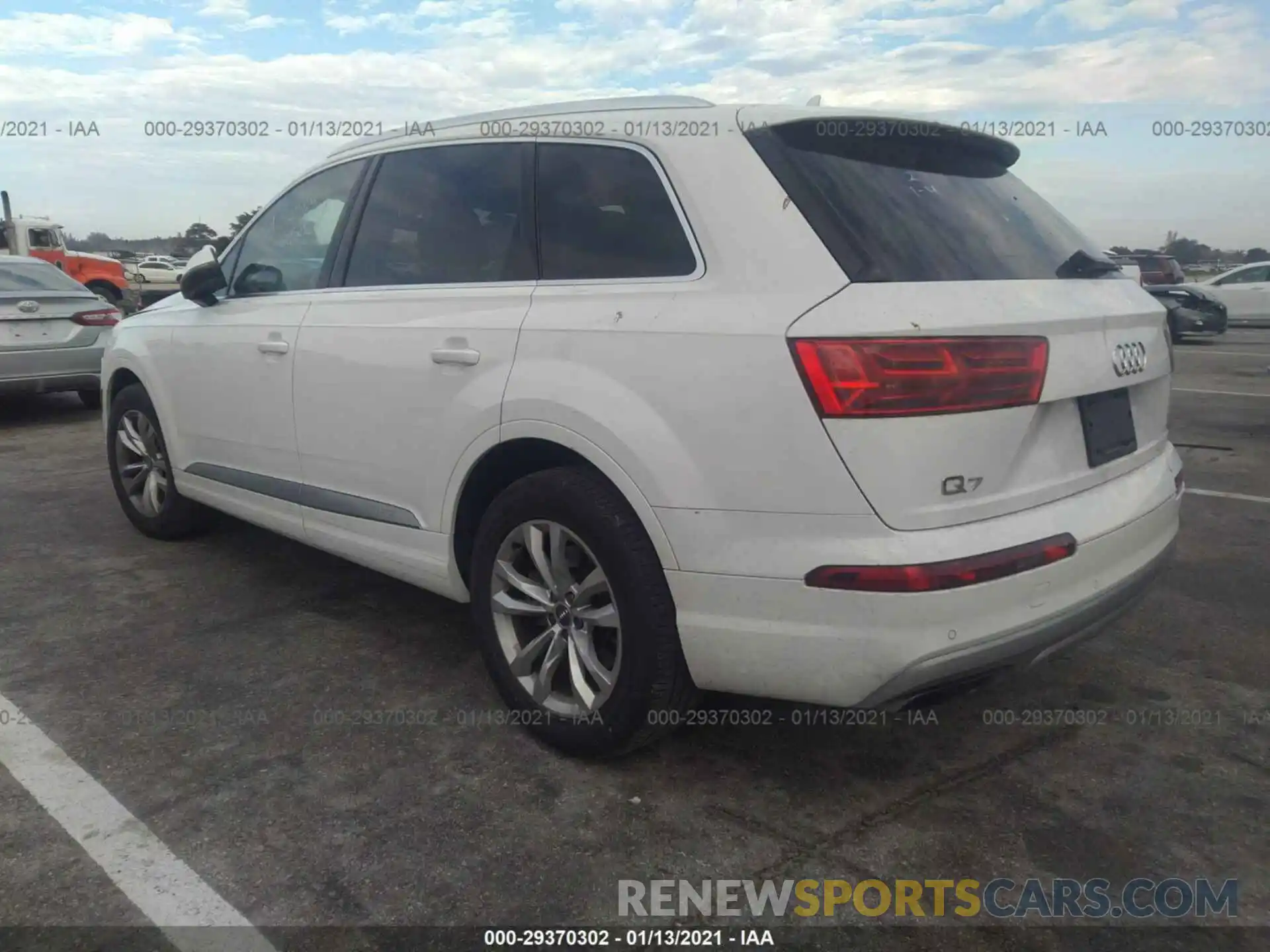 3 Фотография поврежденного автомобиля WA1LAAF75KD044425 AUDI Q7 2019