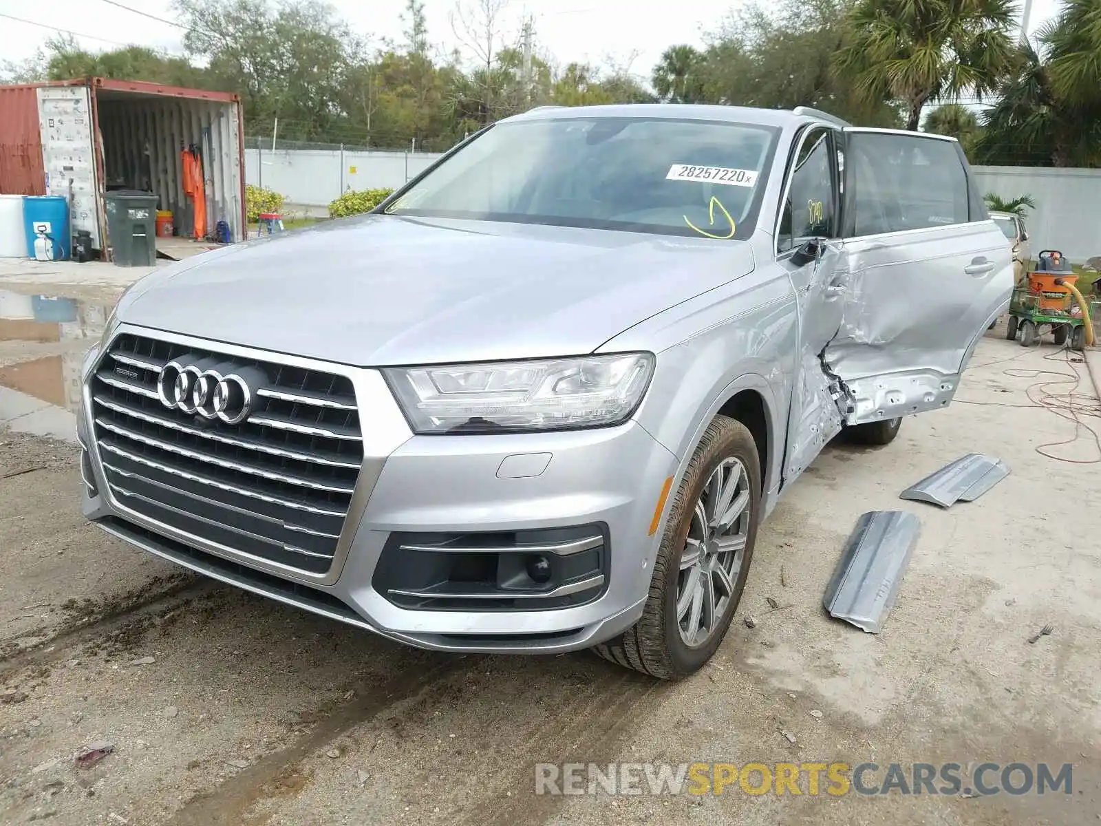 2 Photograph of a damaged car WA1LAAF76KD000532 AUDI Q7 2019