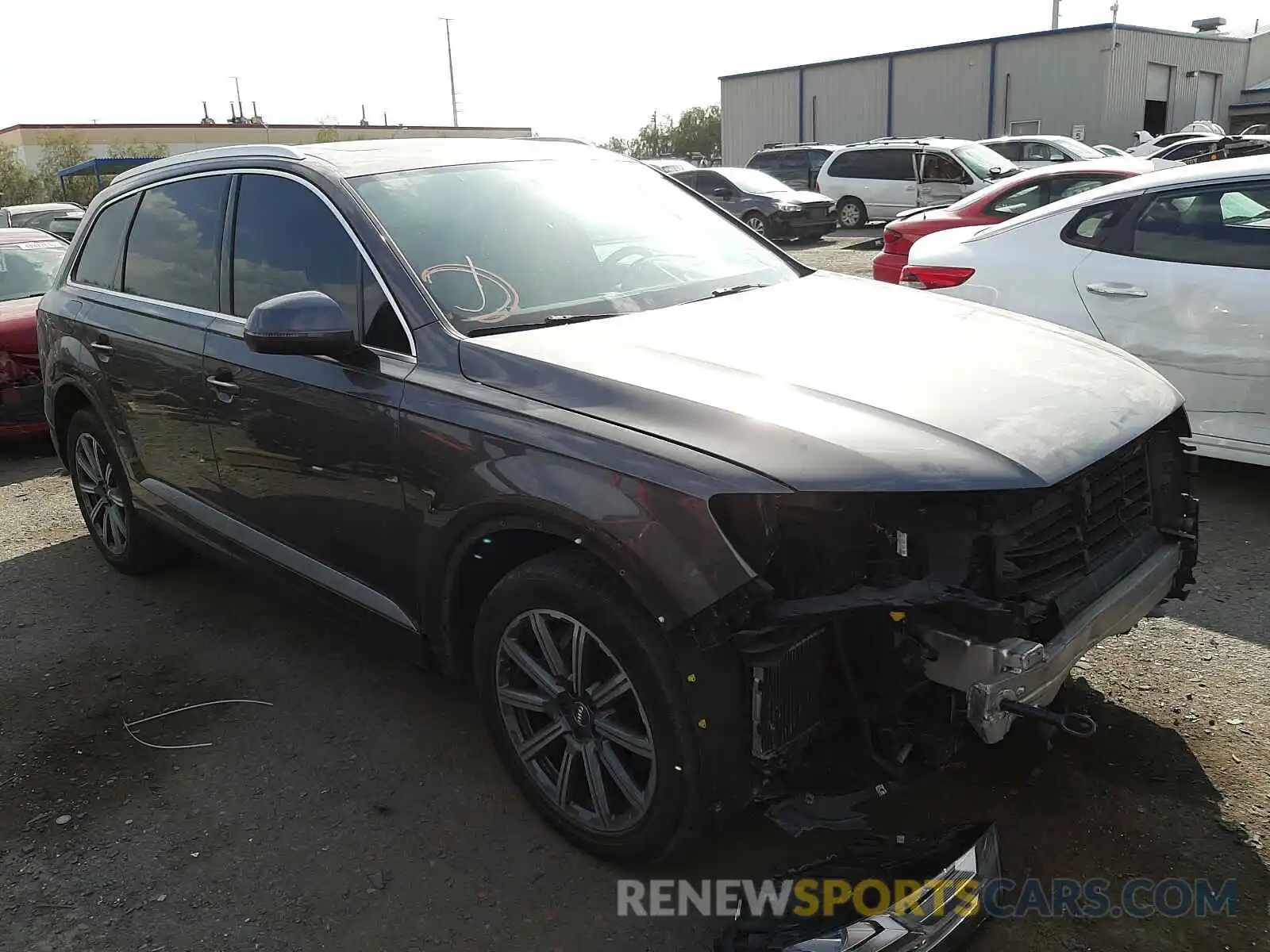 1 Photograph of a damaged car WA1LAAF76KD002278 AUDI Q7 2019