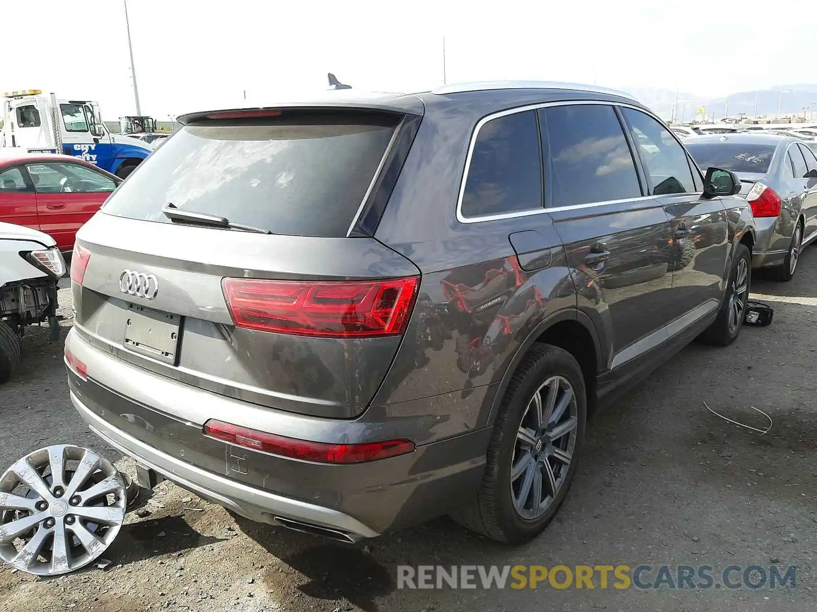 4 Фотография поврежденного автомобиля WA1LAAF76KD002278 AUDI Q7 2019