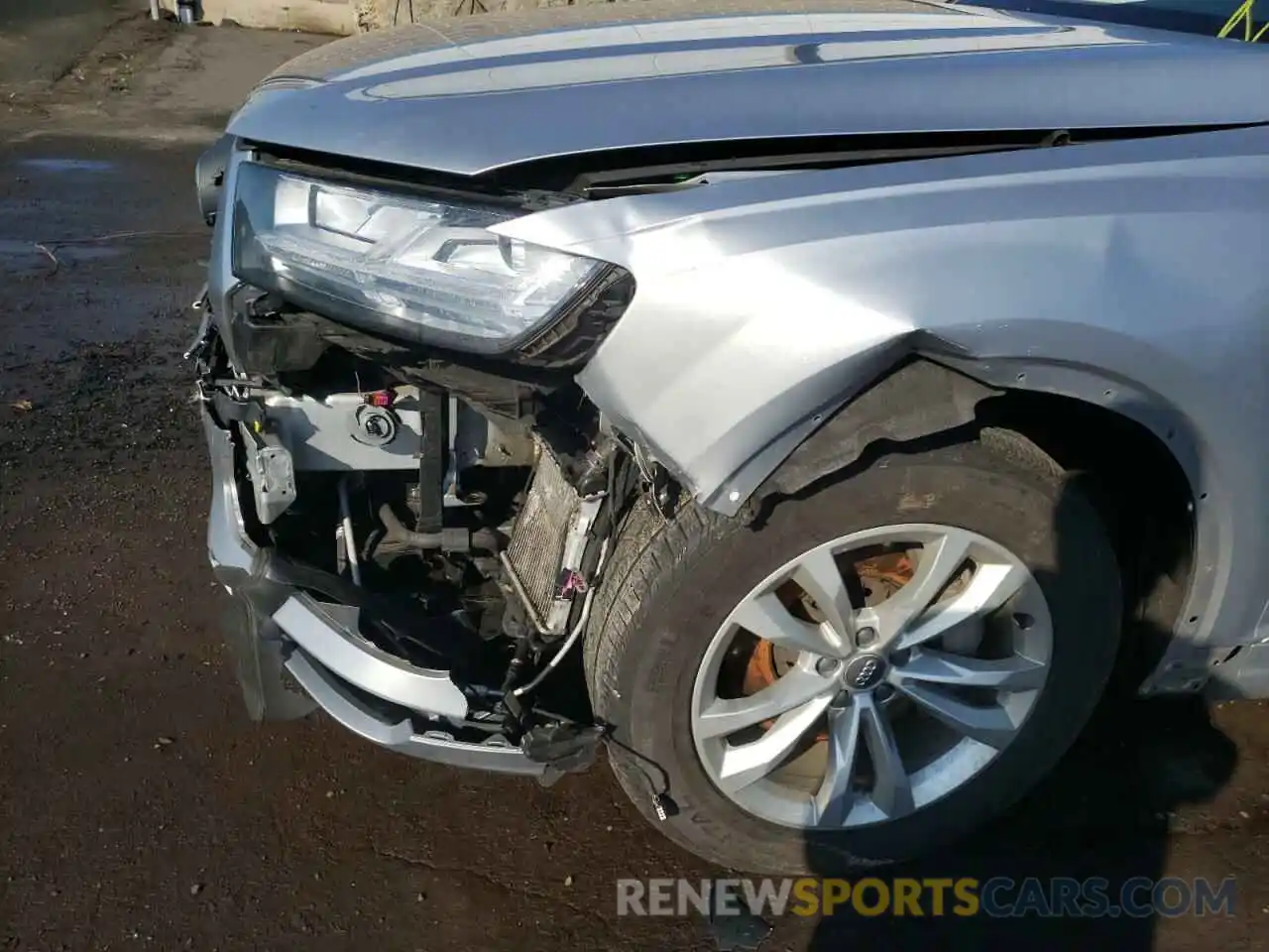 9 Photograph of a damaged car WA1LAAF76KD004760 AUDI Q7 2019