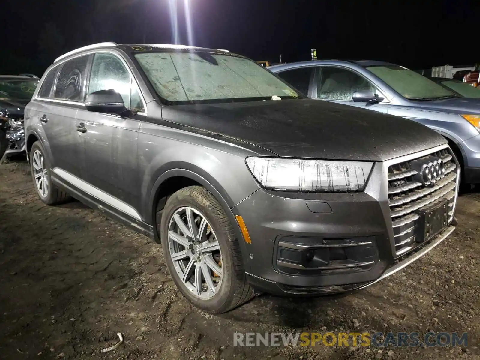 1 Photograph of a damaged car WA1LAAF76KD005133 AUDI Q7 2019