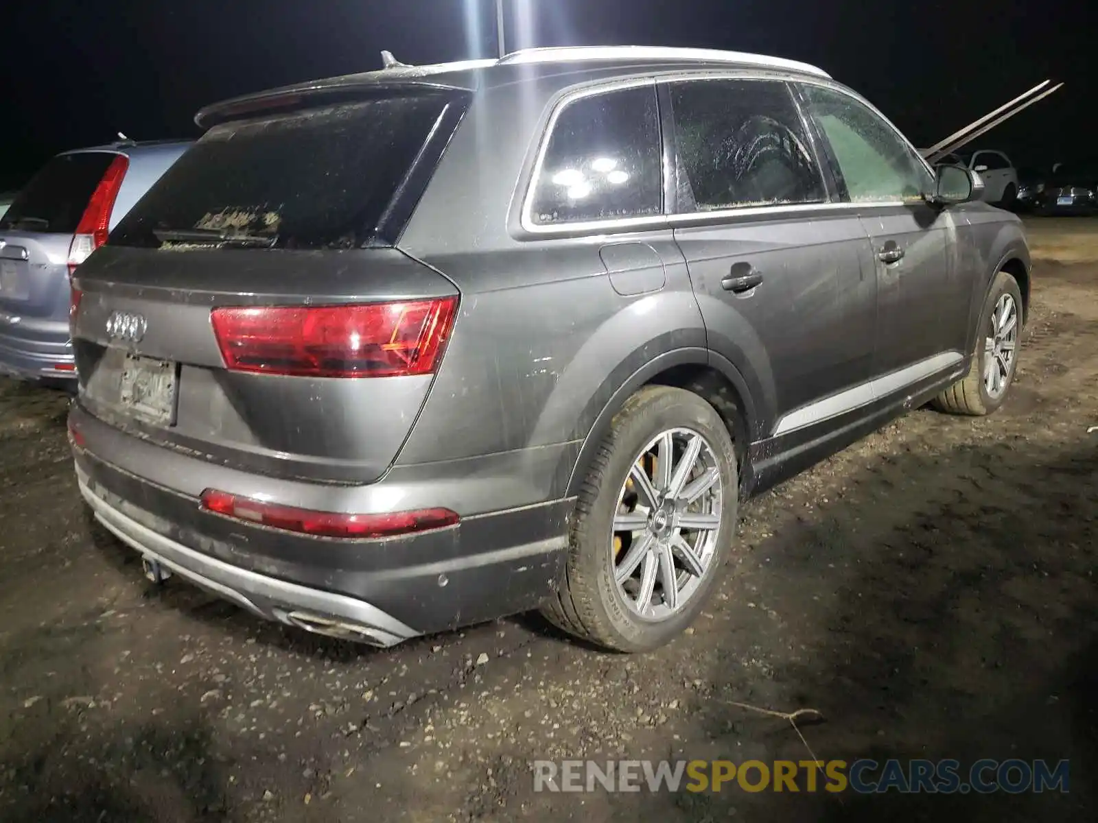 4 Photograph of a damaged car WA1LAAF76KD005133 AUDI Q7 2019