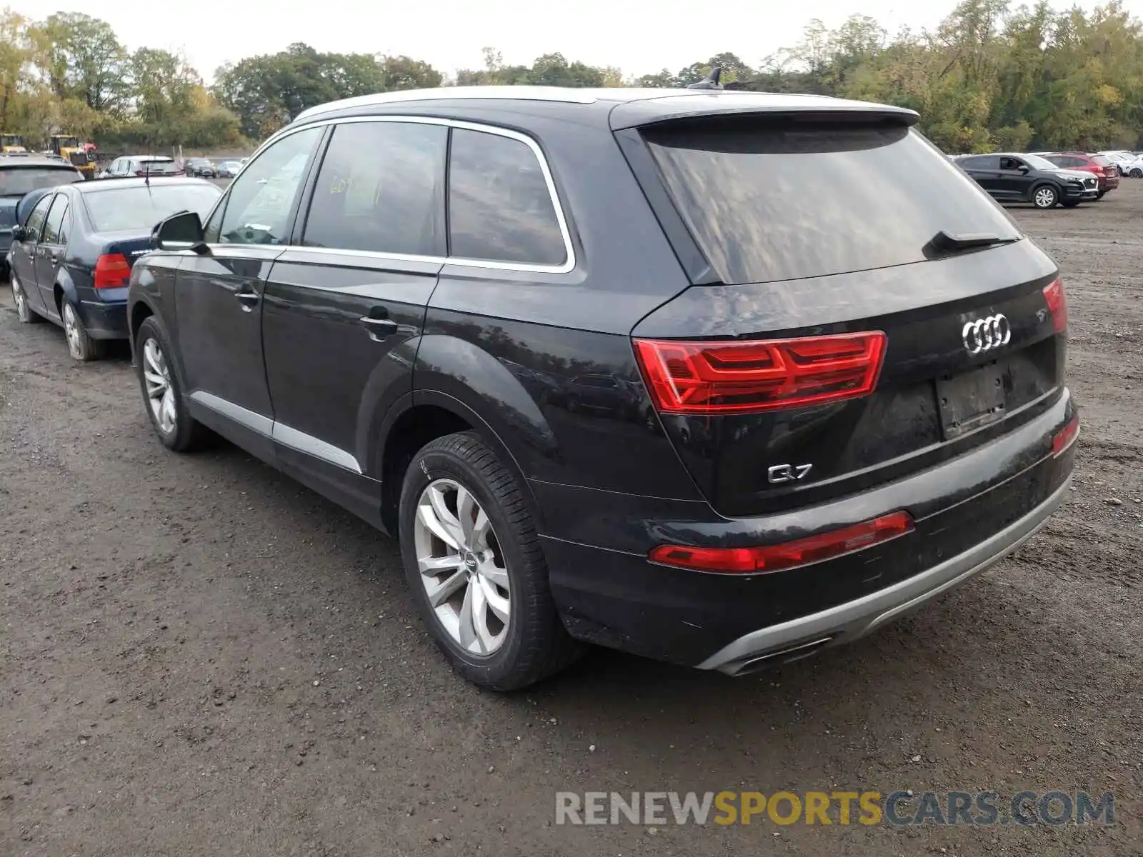 3 Photograph of a damaged car WA1LAAF76KD007996 AUDI Q7 2019