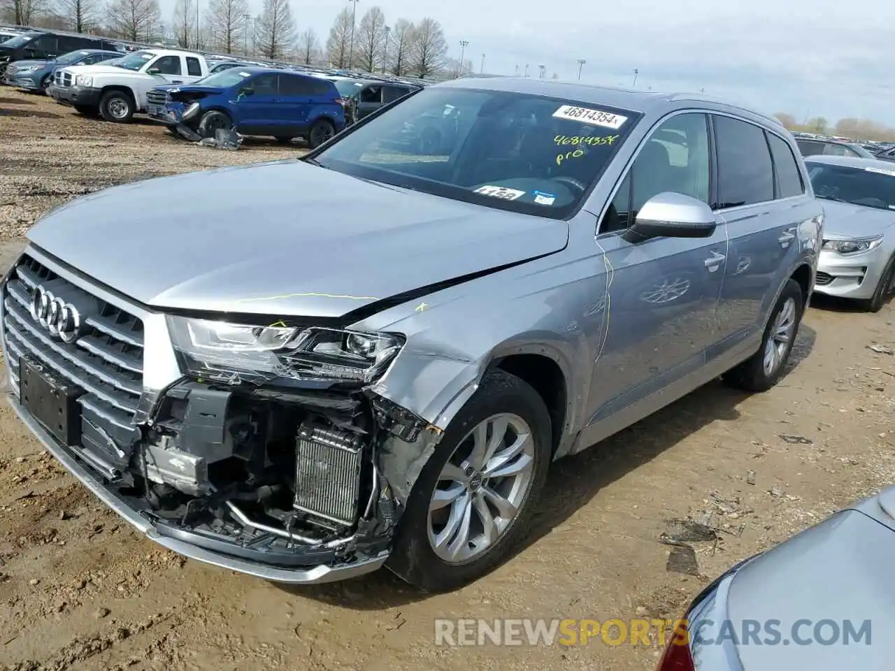 1 Photograph of a damaged car WA1LAAF76KD017265 AUDI Q7 2019