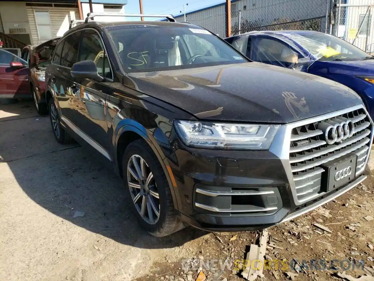 1 Photograph of a damaged car WA1LAAF76KD028640 AUDI Q7 2019