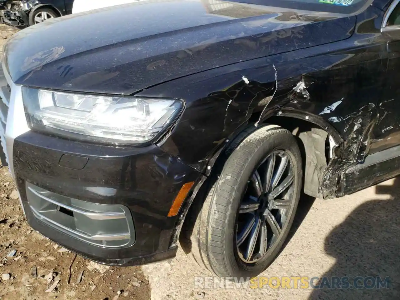 9 Photograph of a damaged car WA1LAAF76KD028640 AUDI Q7 2019