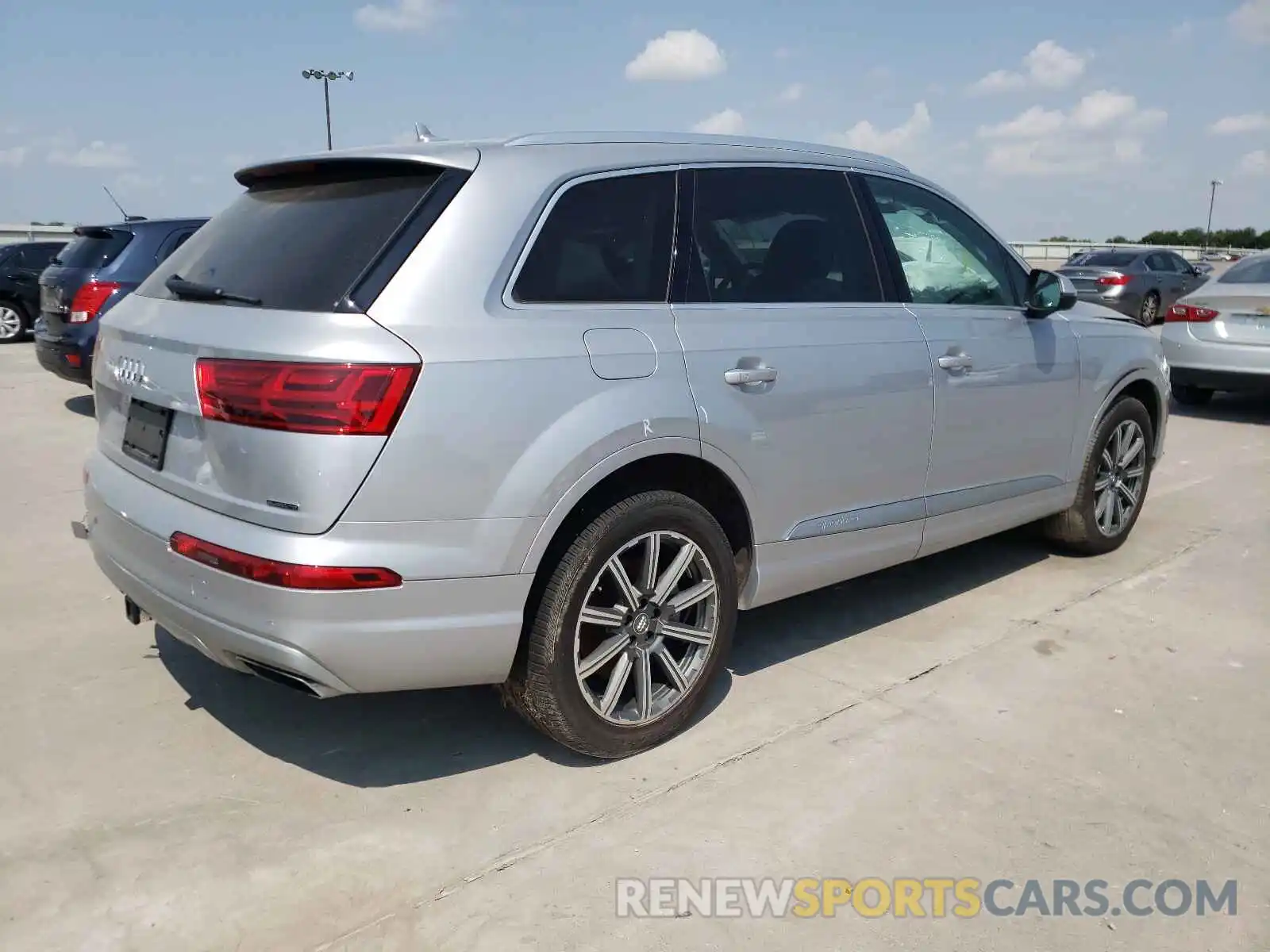 4 Photograph of a damaged car WA1LAAF76KD033238 AUDI Q7 2019